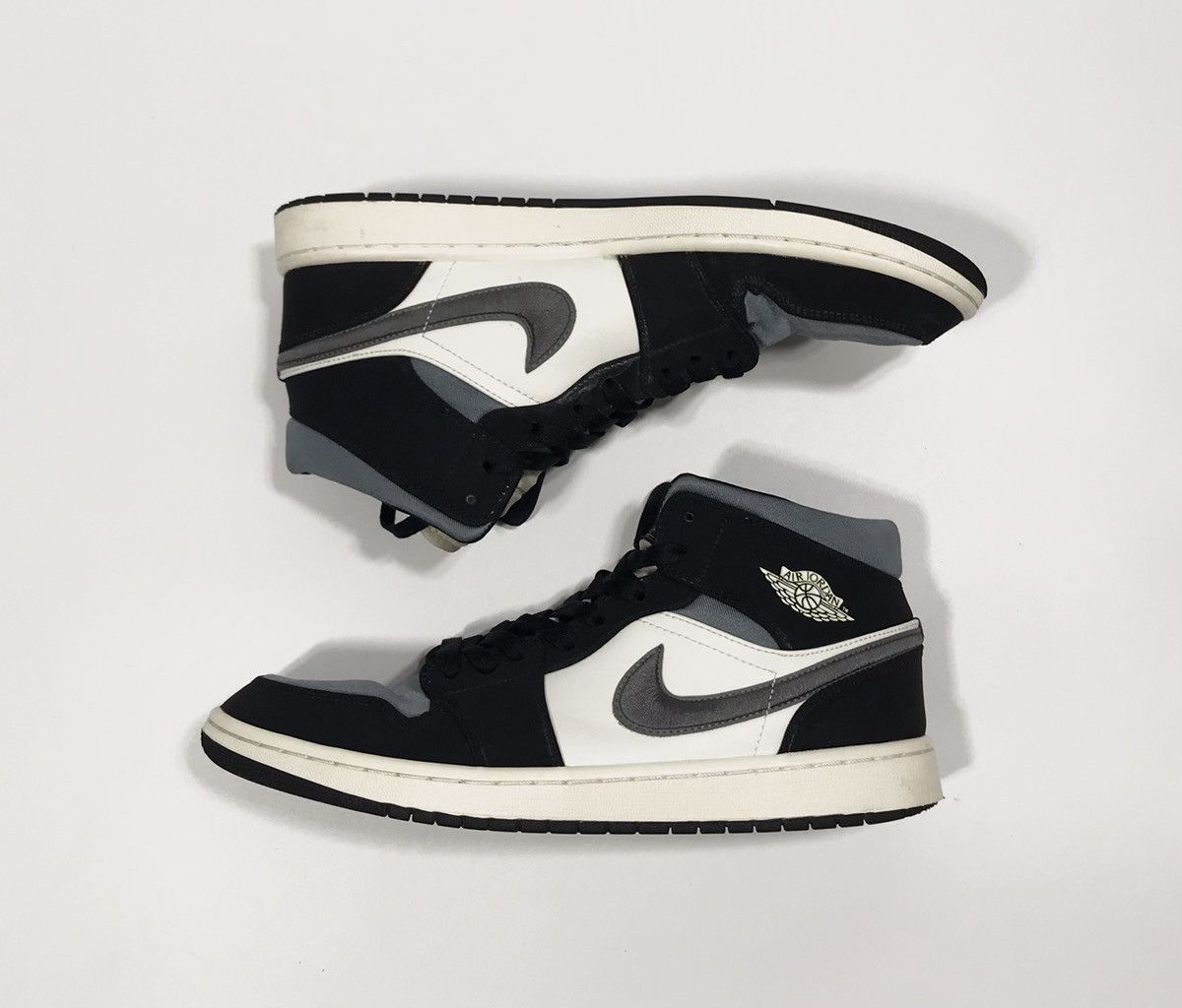Jordan Brand Air Jordan 1 Mid Satin Grey Toe Men's US11 Black Size US 11 / EU 44 - 7 Thumbnail