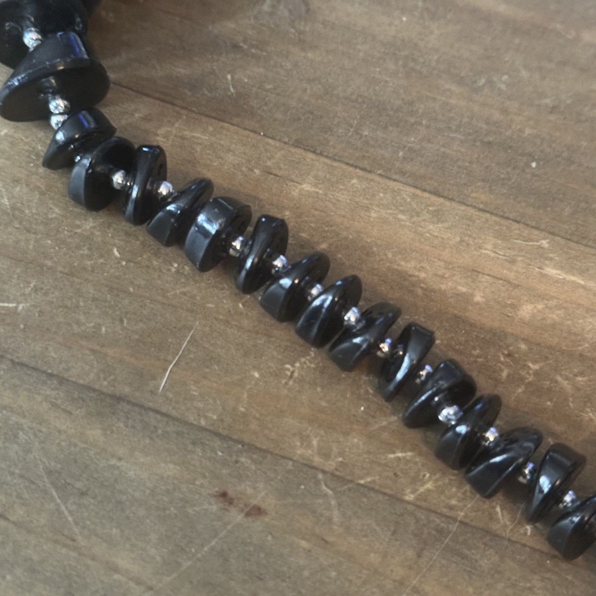 Vintage Vintage chunky black chip bead necklace Size ONE SIZE - 4 Thumbnail
