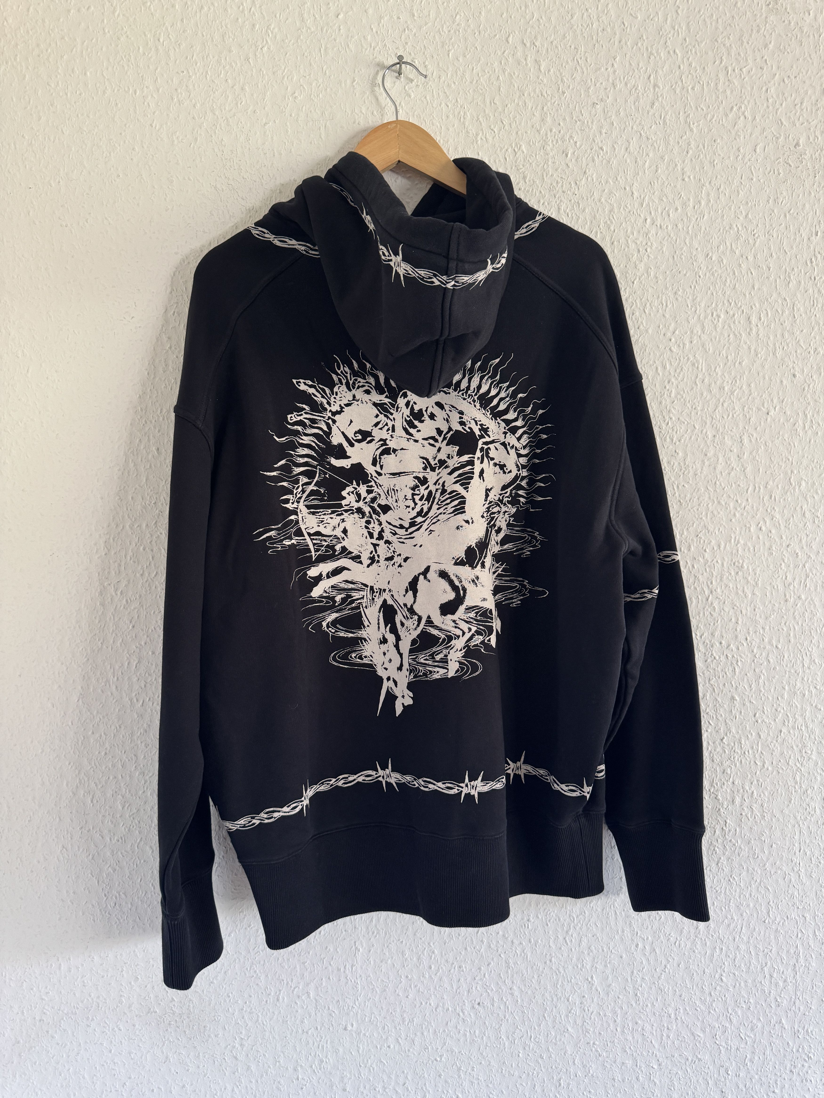 Givenchy Black Barbed Wire Eagle Oversized Hoodie Size US S / EU 44-46 / 1 - 11 Thumbnail