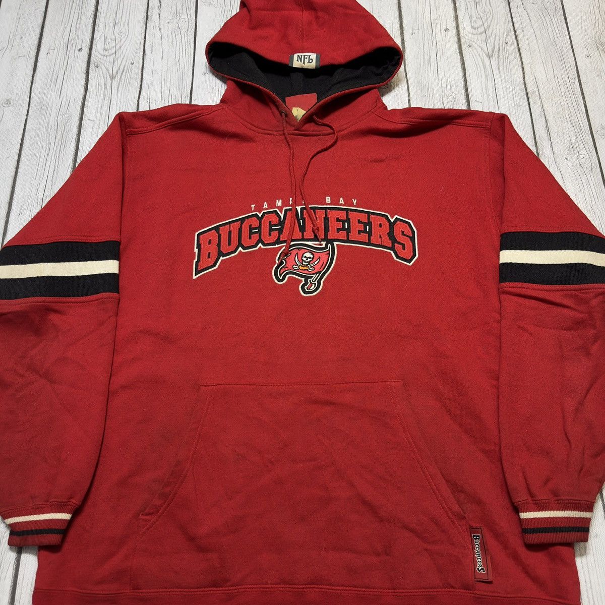 NFL × Vintage Vintage Tampa Bay Buccaneers hoodie Size US L / EU 52-54 / 3 - 3 Thumbnail
