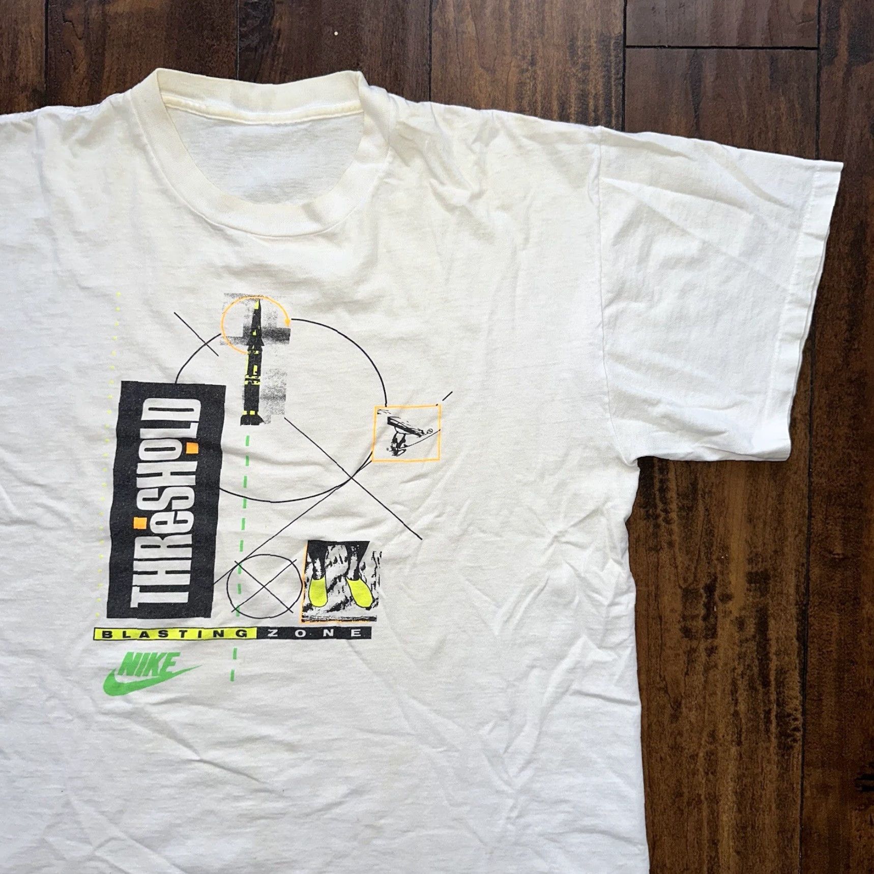 Nike Nike T Shirt Mens 90s Vintage Graphic Tee White Cotton Crew Neck Short Sleeve Size US M / EU 48-50 / 2 - 2 Thumbnail