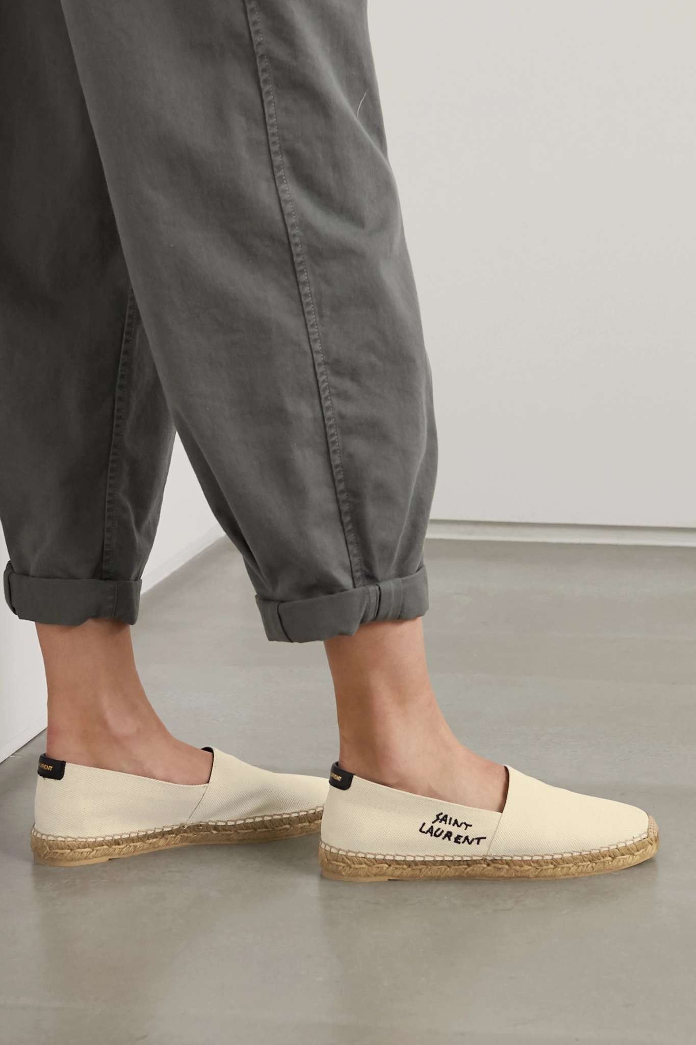 Saint Laurent Paris oc11z1125 Embroidered Espadrilles in Canvas in Natural Beige Size US 7 / IT 37 - 2 Thumbnail