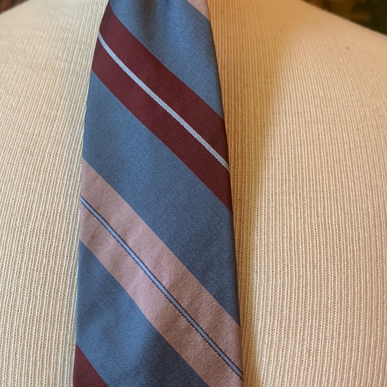 Pierre Cardin Pierre Cardin couture Paris Italian 100% silk necktie Size ONE SIZE - 3 Thumbnail