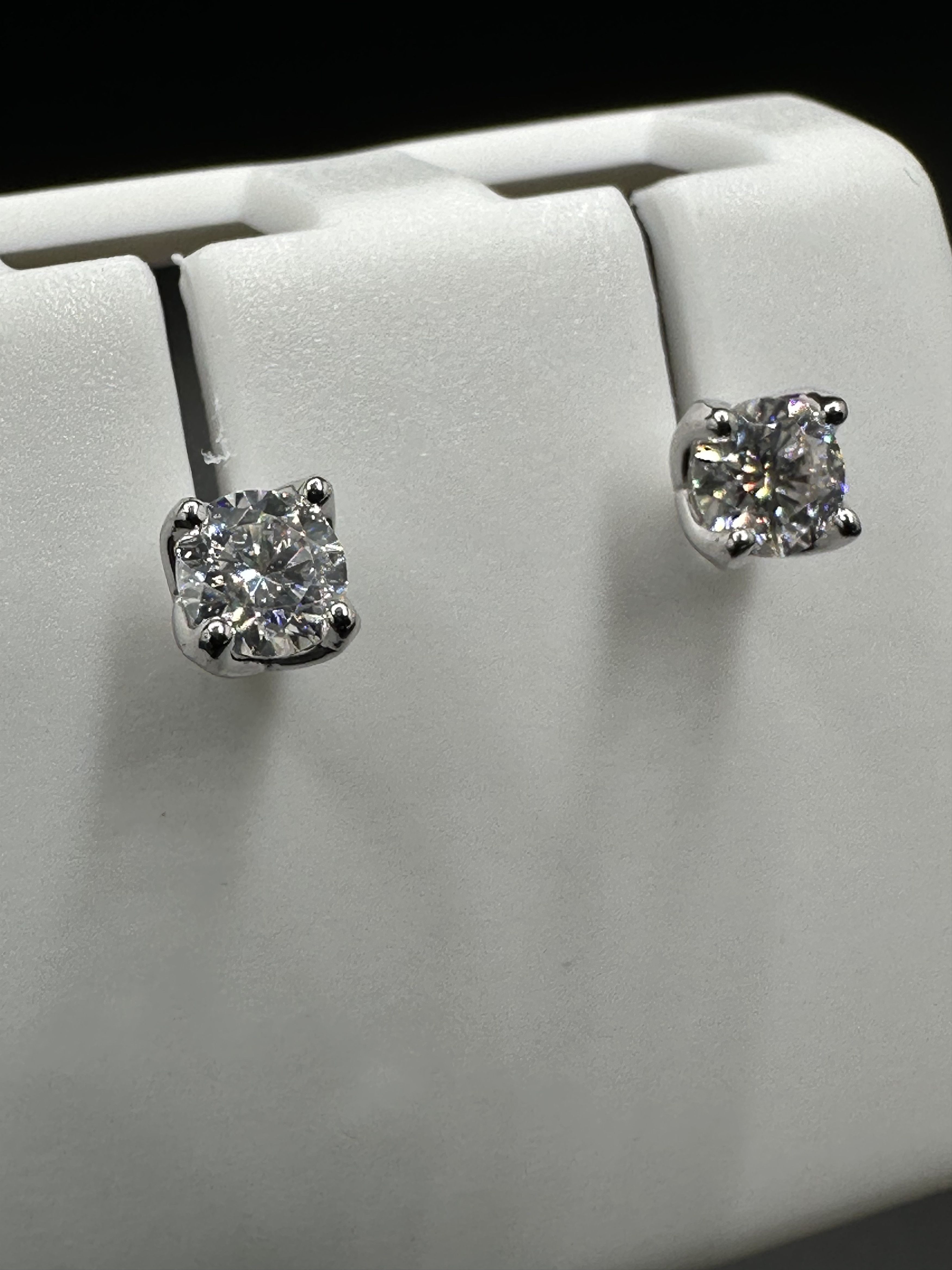 Jewelry MOISSANITE STUD SCREW BACK EARRINGS Size ONE SIZE - 8 Thumbnail