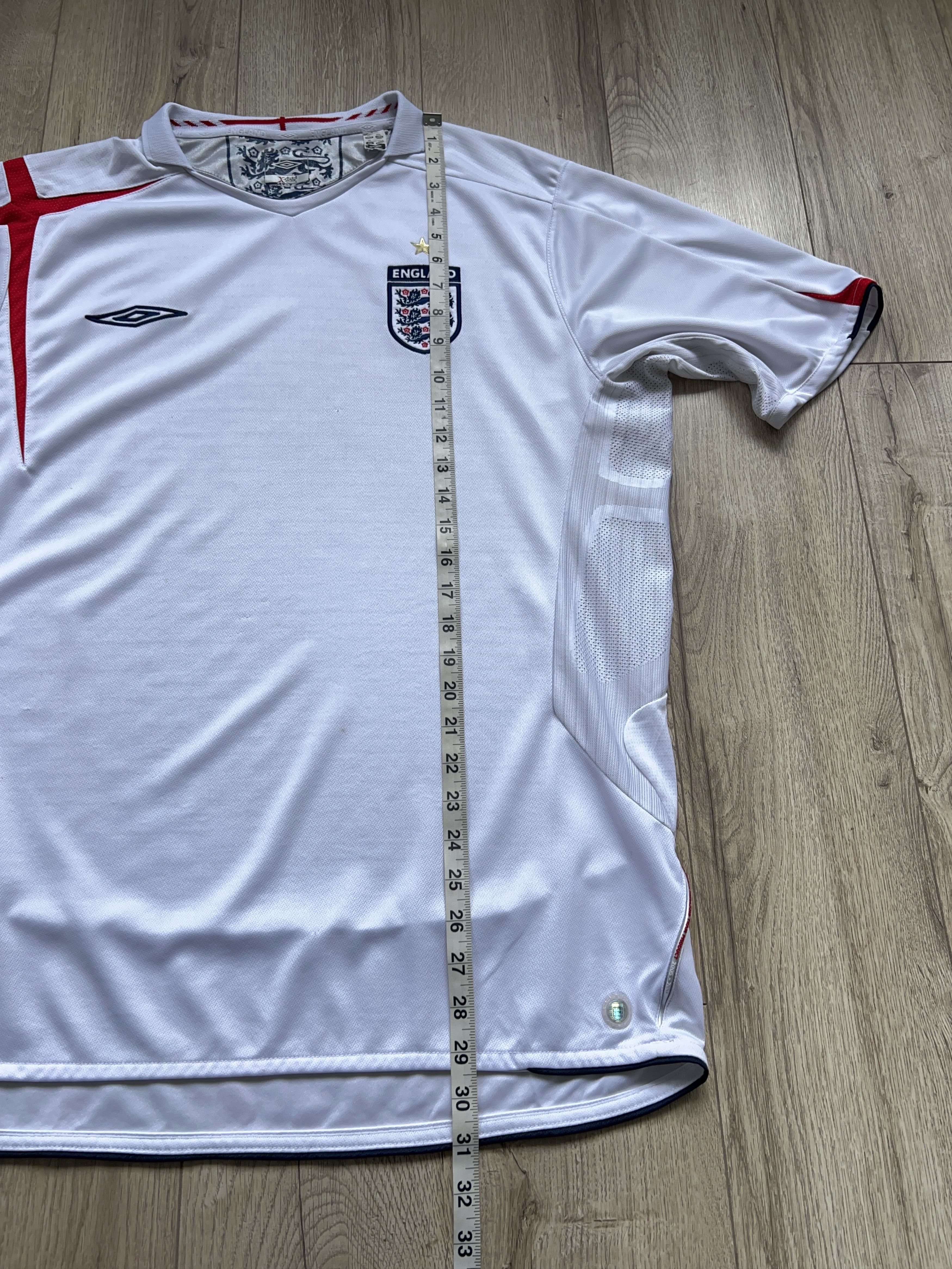 Umbro × Vintage Mens England National Team 2006 2007 Home Football XL Size US XL / EU 56 / 4 - 8 Thumbnail