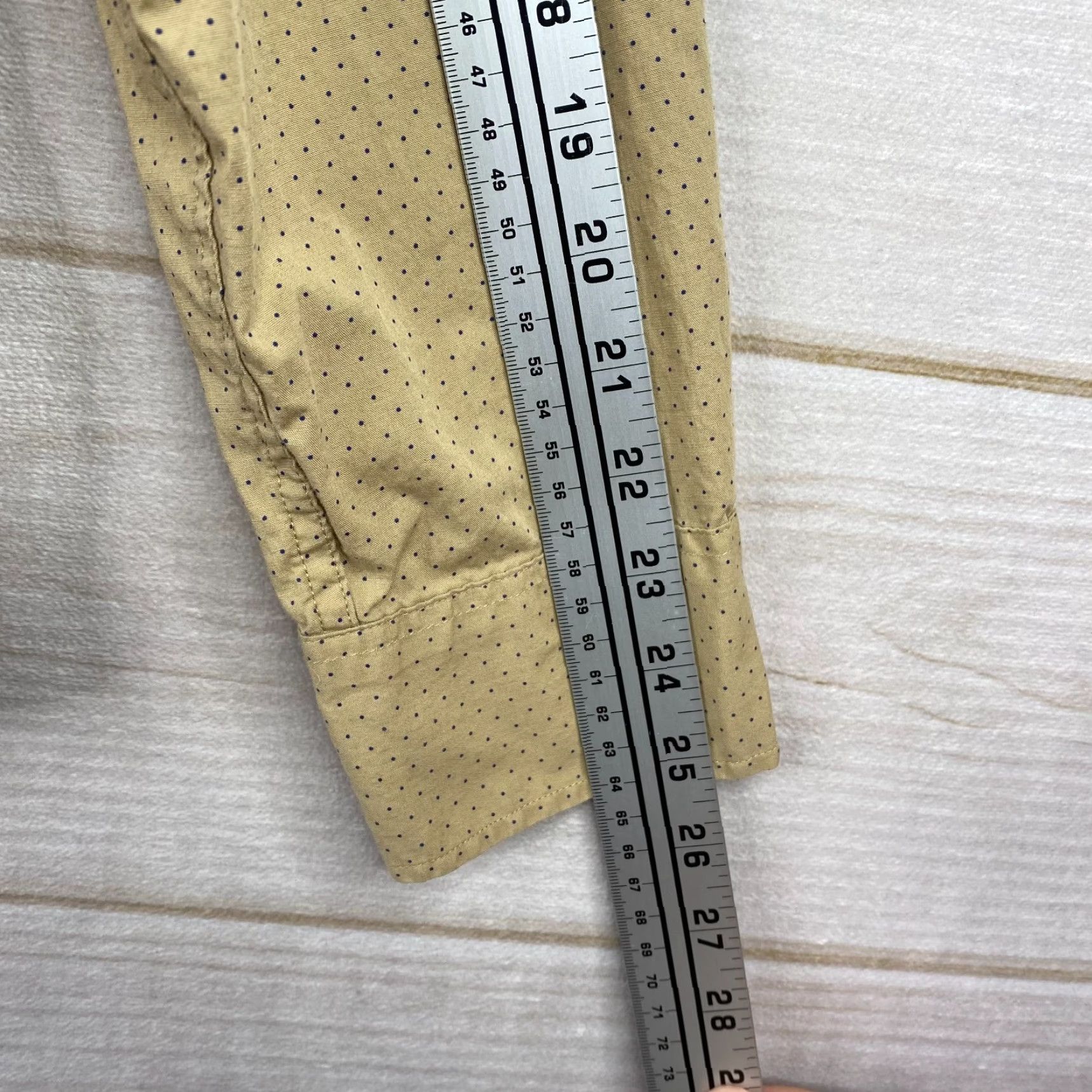 J.Crew J.CREW Shirt M Mens Button-Up Classic Tan Polka Dot Long Sleeve Cotton Blend Stretch Fall, Spring, Summer, Winter Men’s Casual Button-Down Size US M / EU 48-50 / 2 - 4 Thumbnail