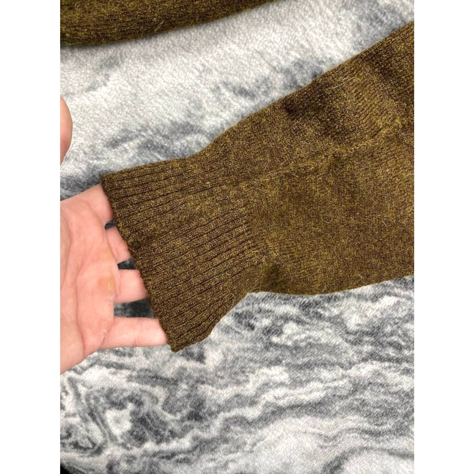 Stone Island Stone Island Knit Wool Sweater Men Size M Green Pullover Crew Neck Long Sleeve Regular Wool Knit Logo Winter Casual Man M Green Stone Island Sweater Size US M / EU 48-50 / 2 - 3 Thumbnail