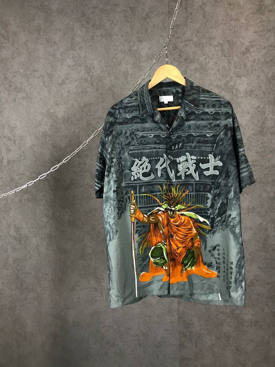 Vintage Crazy Japanese anima Hawaiian vintage shirt Size US L / EU 52-54 / 3 - 1 Thumbnail