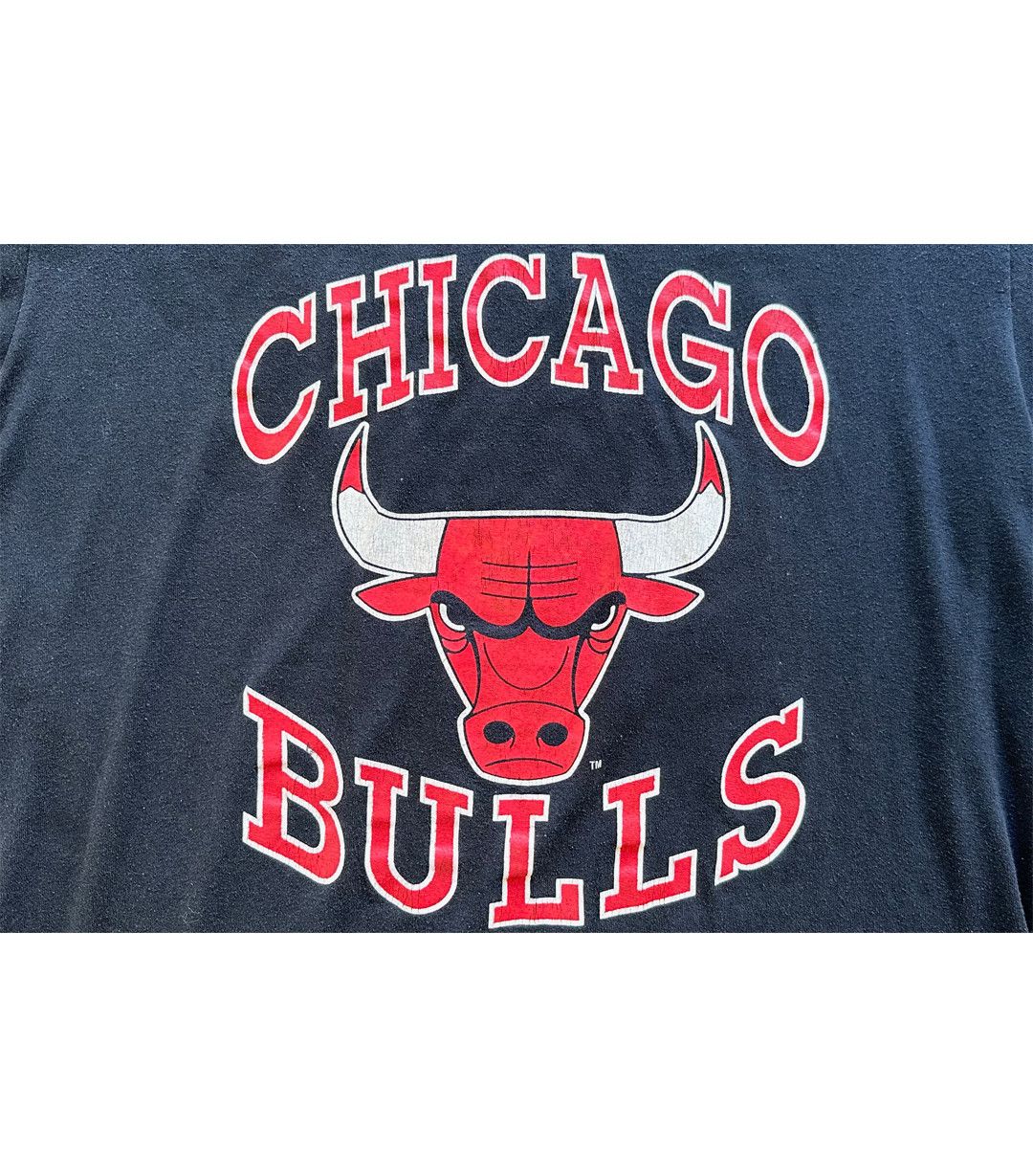 Vintage 90's Vintage Chicago Bulls T-Shirt Size US L / EU 52-54 / 3 - 7 Thumbnail