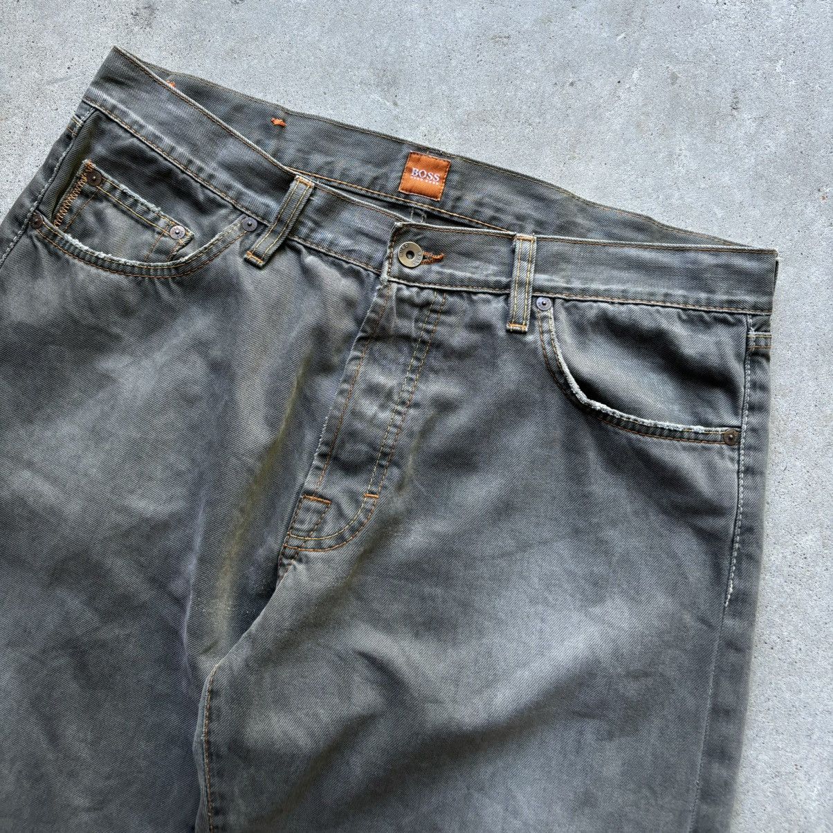Hugo Boss × Japanese Brand × Vintage vintage Y2K HUGO BOSS Wide Leg Bootcut Fade Wash Denim jeans Size US 35 - 9 Thumbnail