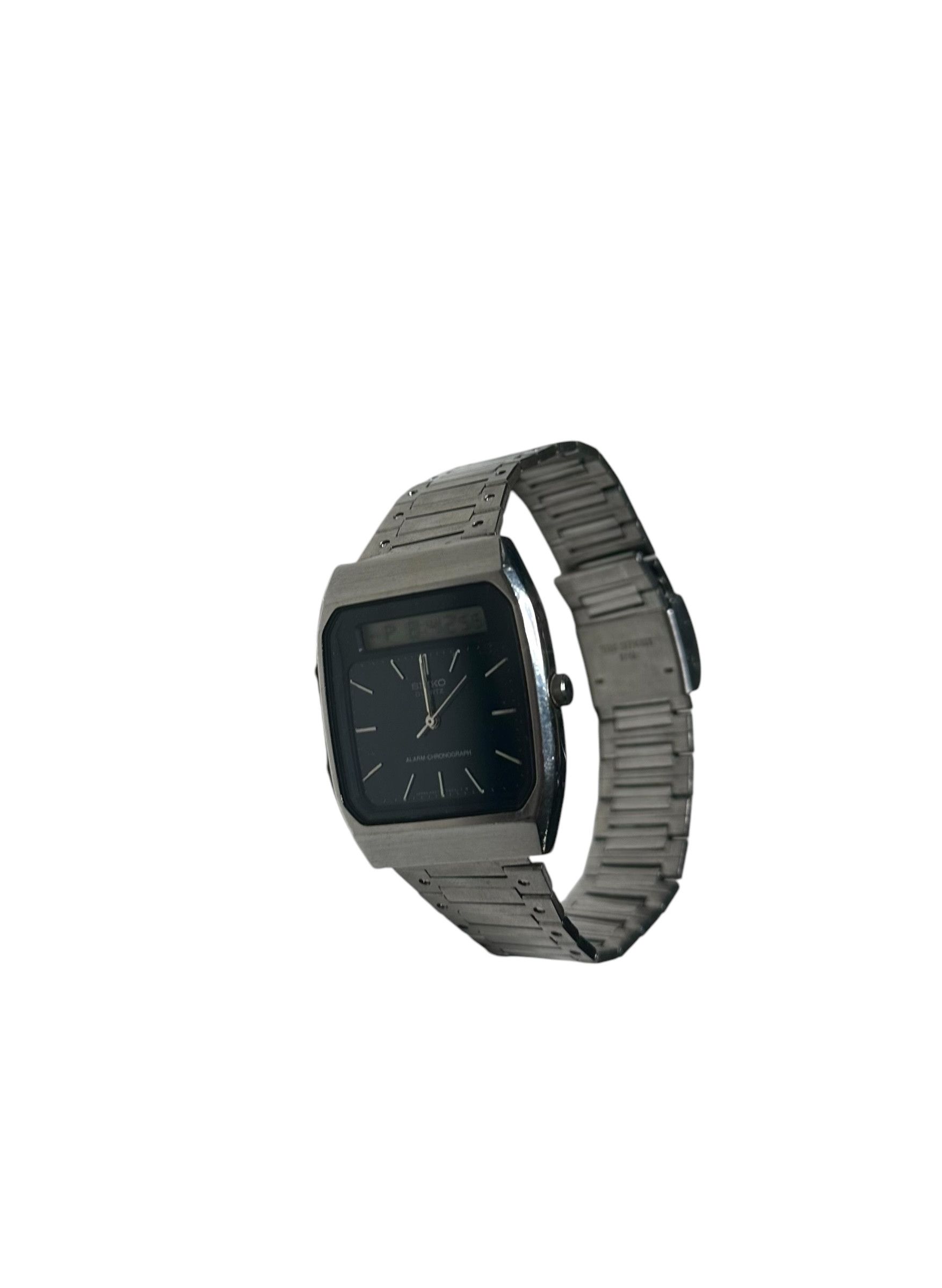 Japanese Brand Seiko Square Electronic Watches Size ONE SIZE - 1 Thumbnail