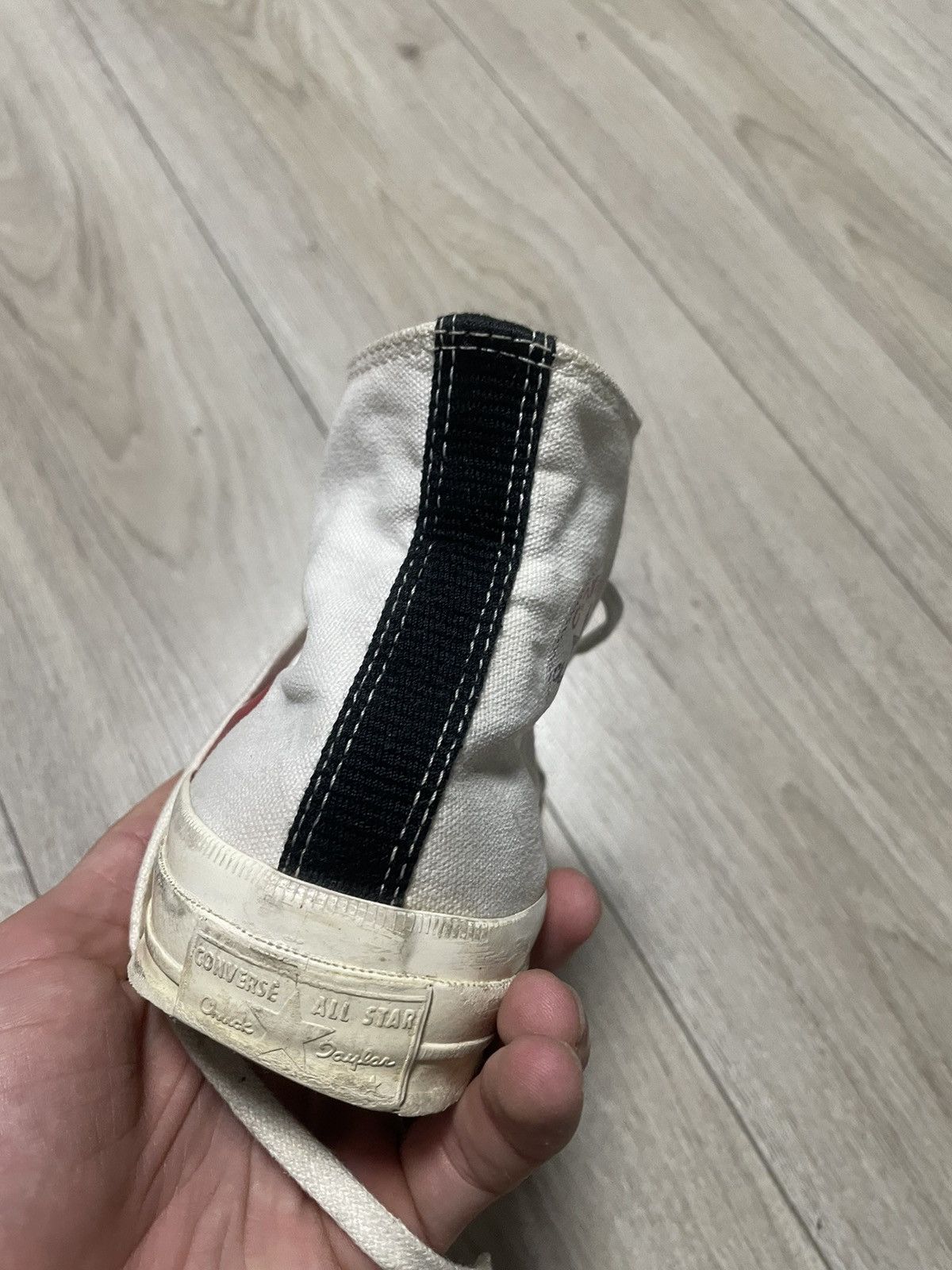 Comme des Garcons Comme des Garçons Play Converse Chuck Taylor White Sneakers Size US 6 / EU 39 - 20 Thumbnail