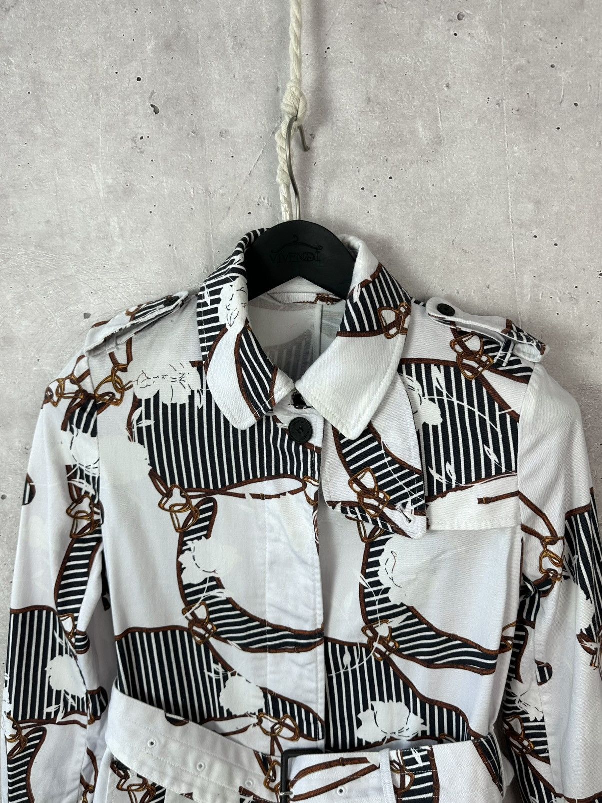 Aquascutum Aquascutum Heritage Floral White Cotton Belt Trench Coat Size XS / US 0-2 / IT 36-38 - 6 Thumbnail