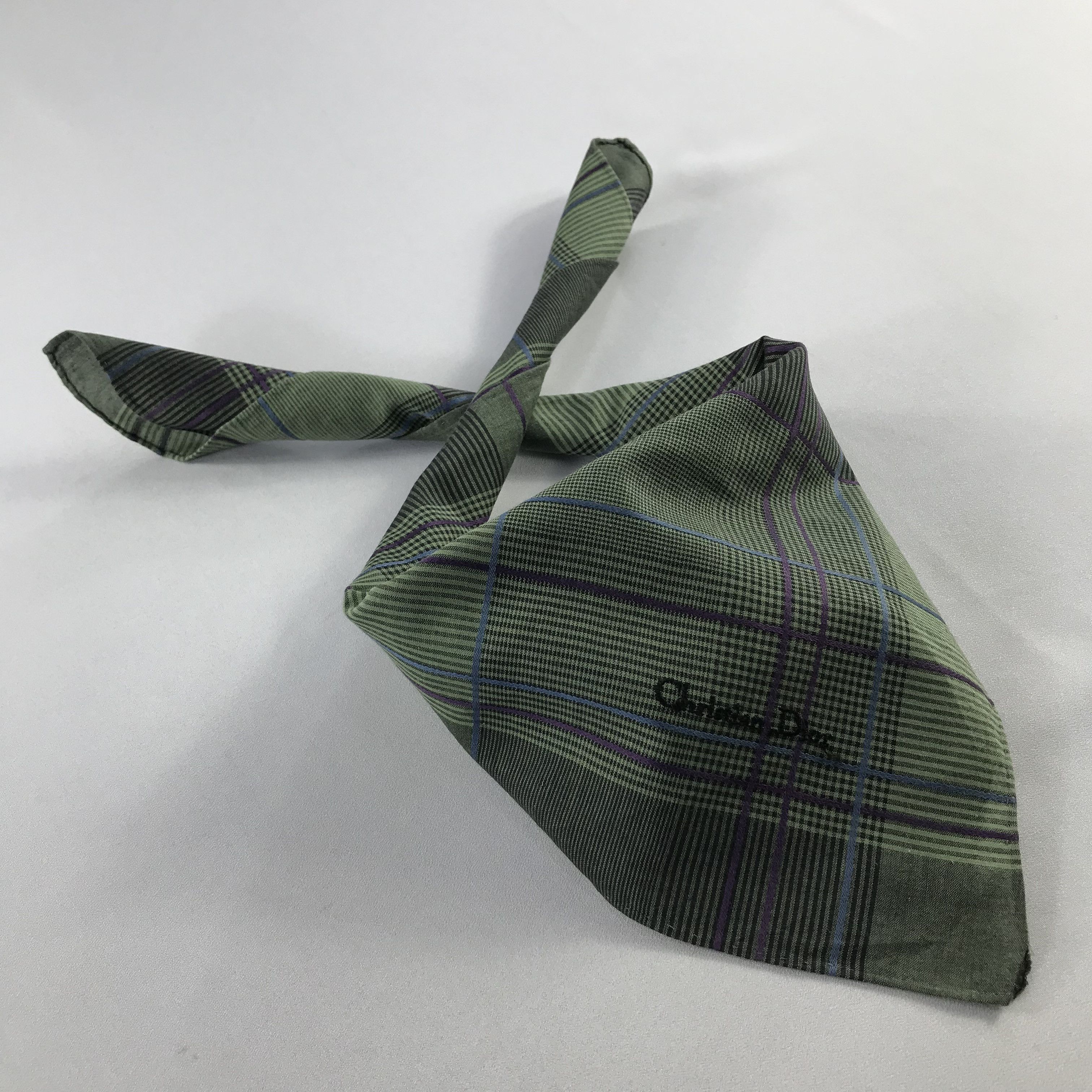 Vintage ChriSTIan DIor Handkerchief / Bandana / Neckerchief C601 Size ONE SIZE - 2 Thumbnail