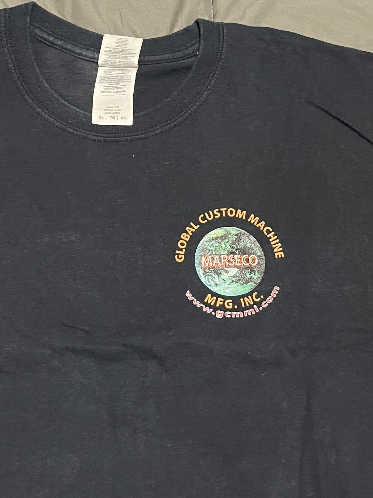 Gildan Black Manufacturing Company Tee Size US XL / EU 56 / 4 - 3 Thumbnail