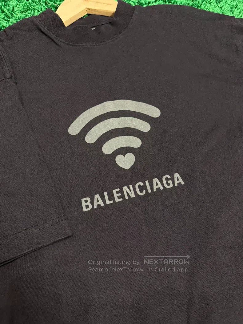 Balenciaga Balenciaga Wifi Heart Logo Short Sleeve Shirt Size US XXS / EU 40 - 2 Thumbnail