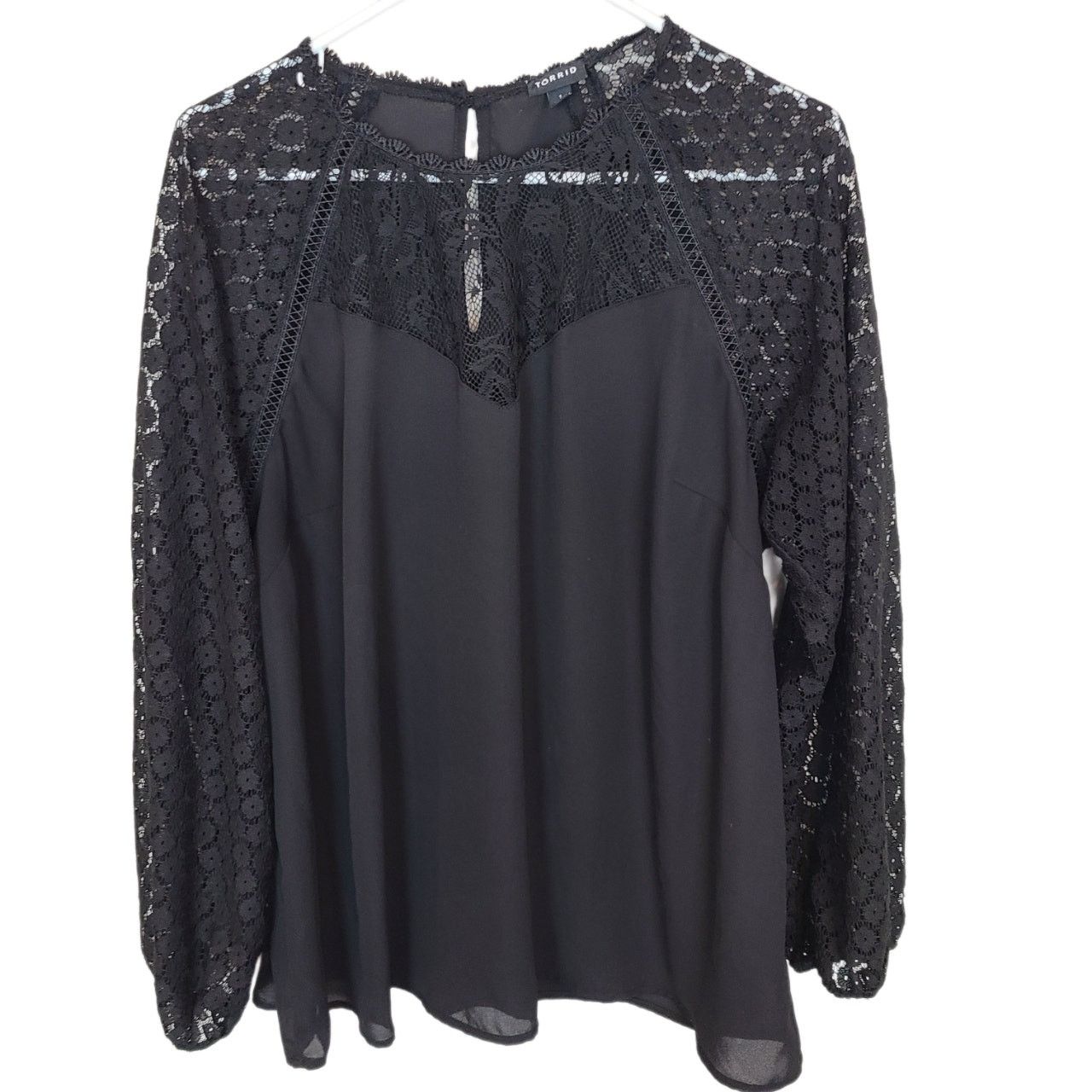 Corridor Torrid Blouse Women 1X Black Lace Floral Witchy Vamp Sheer Size XXL / US 16-18 / IT 52-54 - 1 Thumbnail