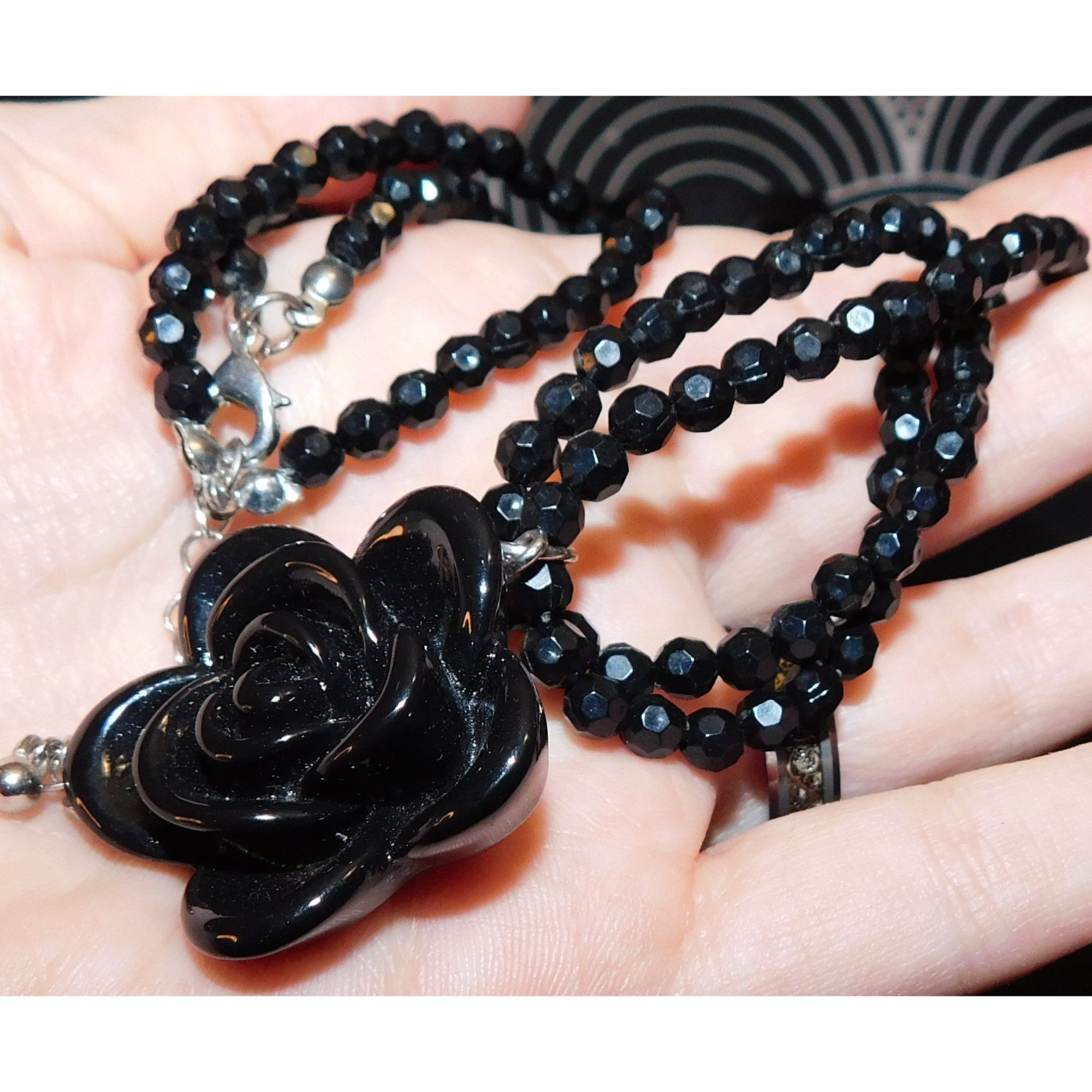 Other Gothic Rose Beaded Floral Pendant Necklace Size ONE SIZE - 4 Thumbnail