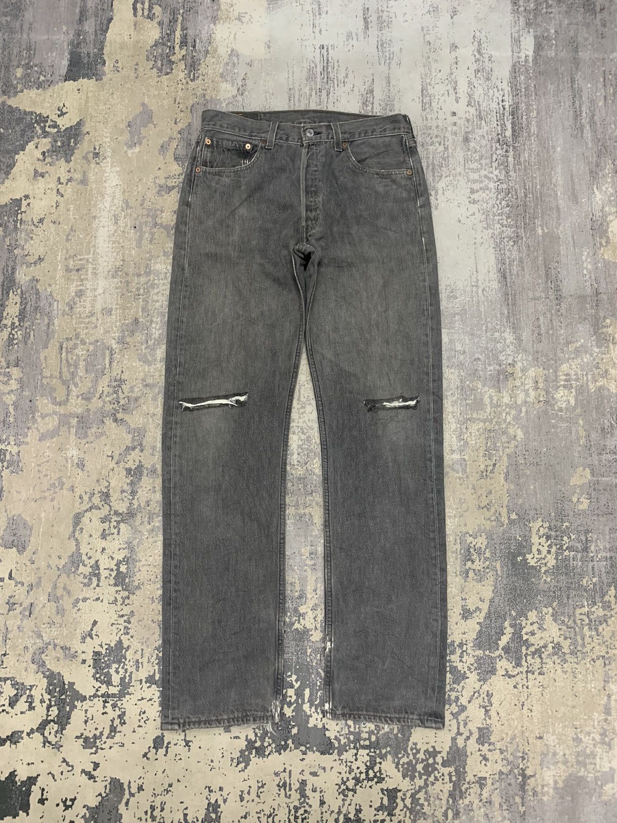 Levi's Vintage Levis 501 Distressed Denim Jeans USA W31x33 Size US 31 - 1 Thumbnail