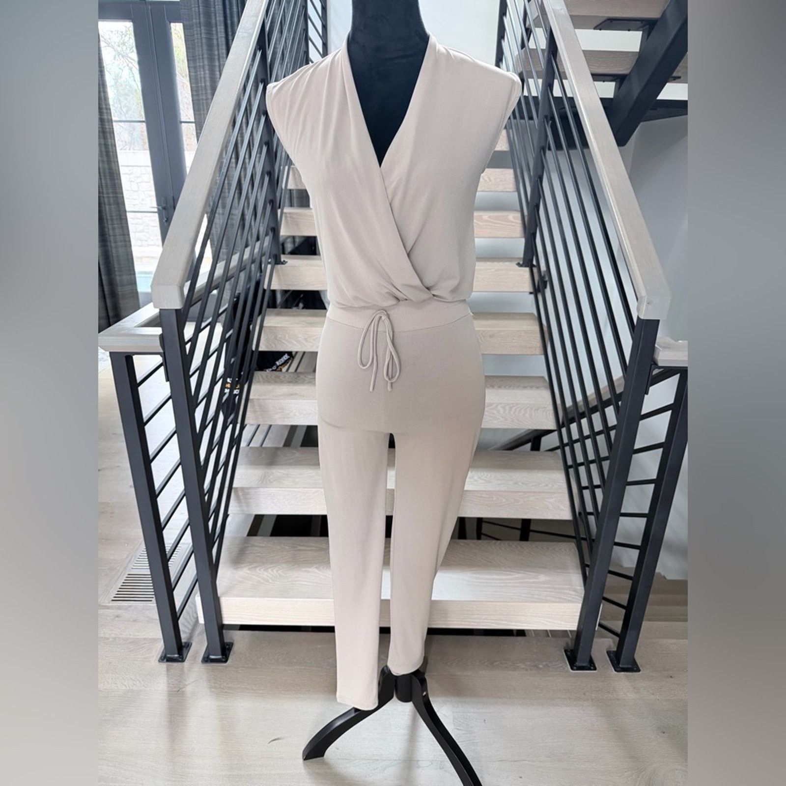 Other New Y2K Chic Cream Sleeveless Jumpsuit size XS/S Size 27" / US 4 / IT 40 - 1 Thumbnail