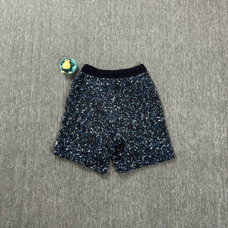 Louis Vuitton Louis Vuitton size s Tapestry Full of Logo Shorts 2501-Next Size US 28 / EU 44 - 2 Thumbnail