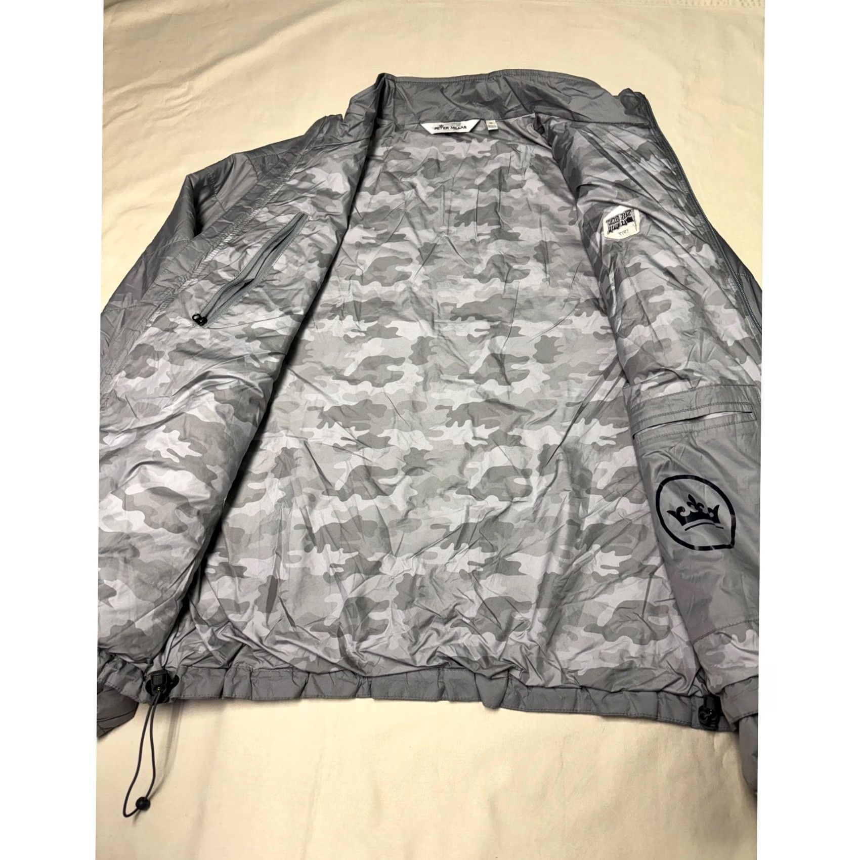 Peter Millar Peter Millar Mens Grey Quilted Puffer Jacket Camo Lining Full Zip Size Medium Size US M / EU 48-50 / 2 - 3 Thumbnail