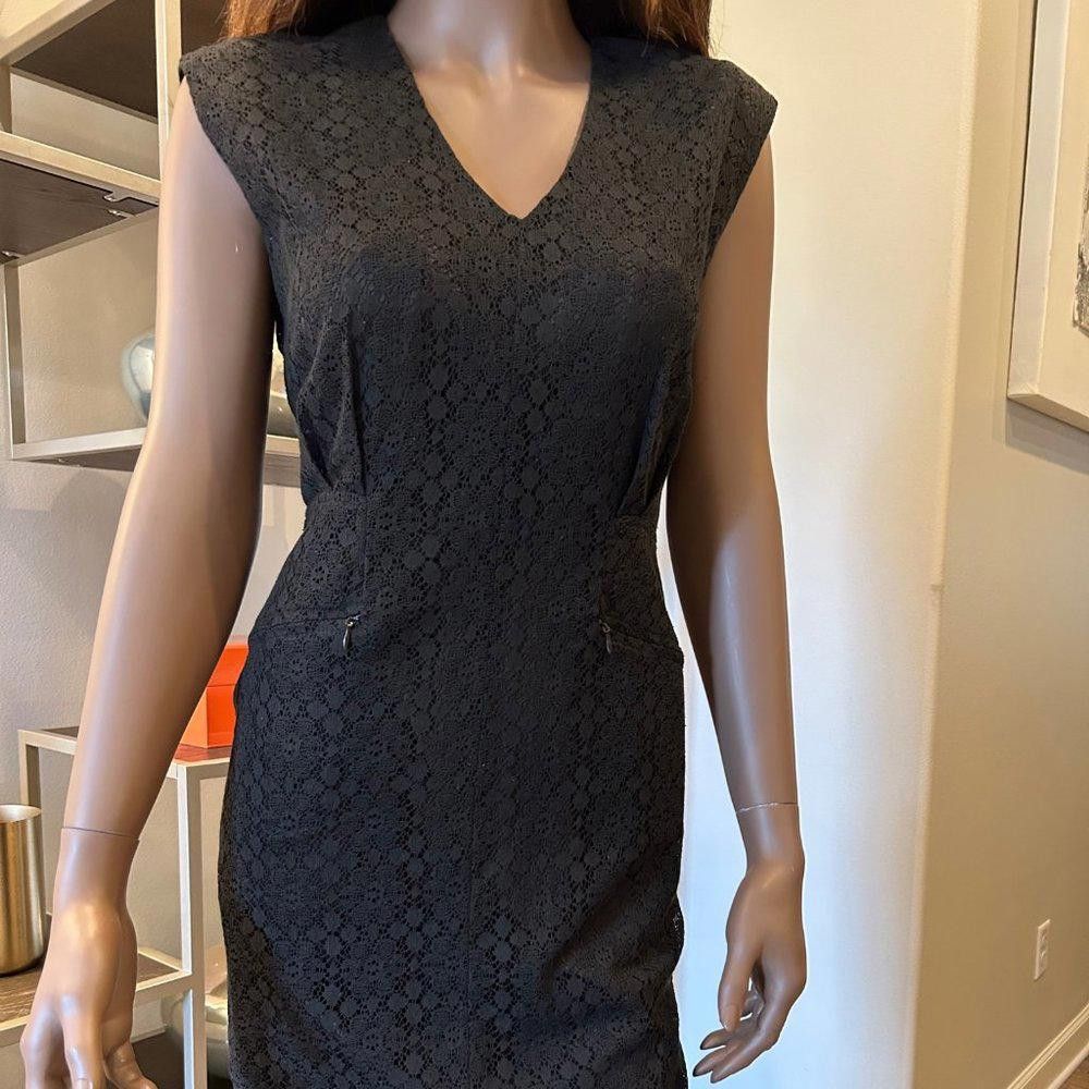 Designer ARK & Co Black Lace Dress with Black Lining Size M / US 6-8 / IT 42-44 - 1 Thumbnail