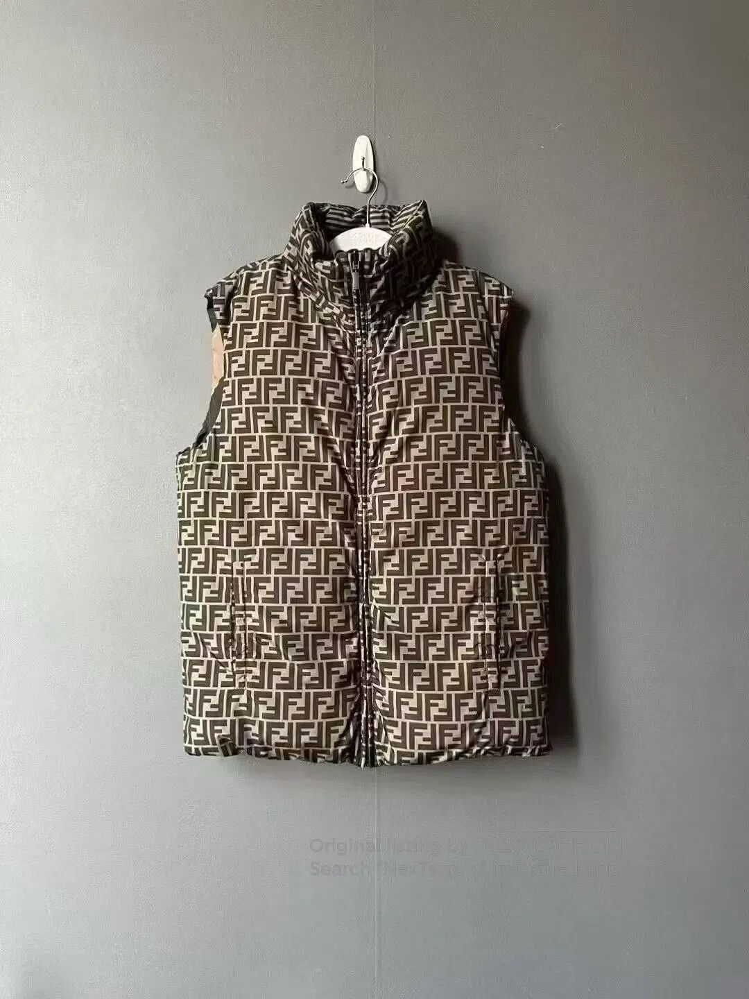 Fendi Fendi Reversible Down Vest. Size US L / EU 52-54 / 3 - 1 Thumbnail