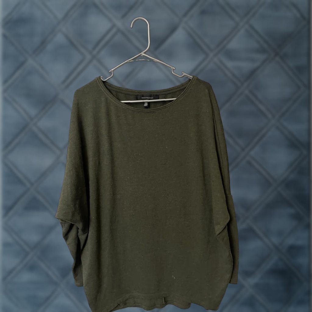 White House Black Market White House Black Market Shirt Womens Medium Green Pullover Knit Stretch Long Sleeve Crew Neck Size L / US 10 / IT 46 - 1 Thumbnail