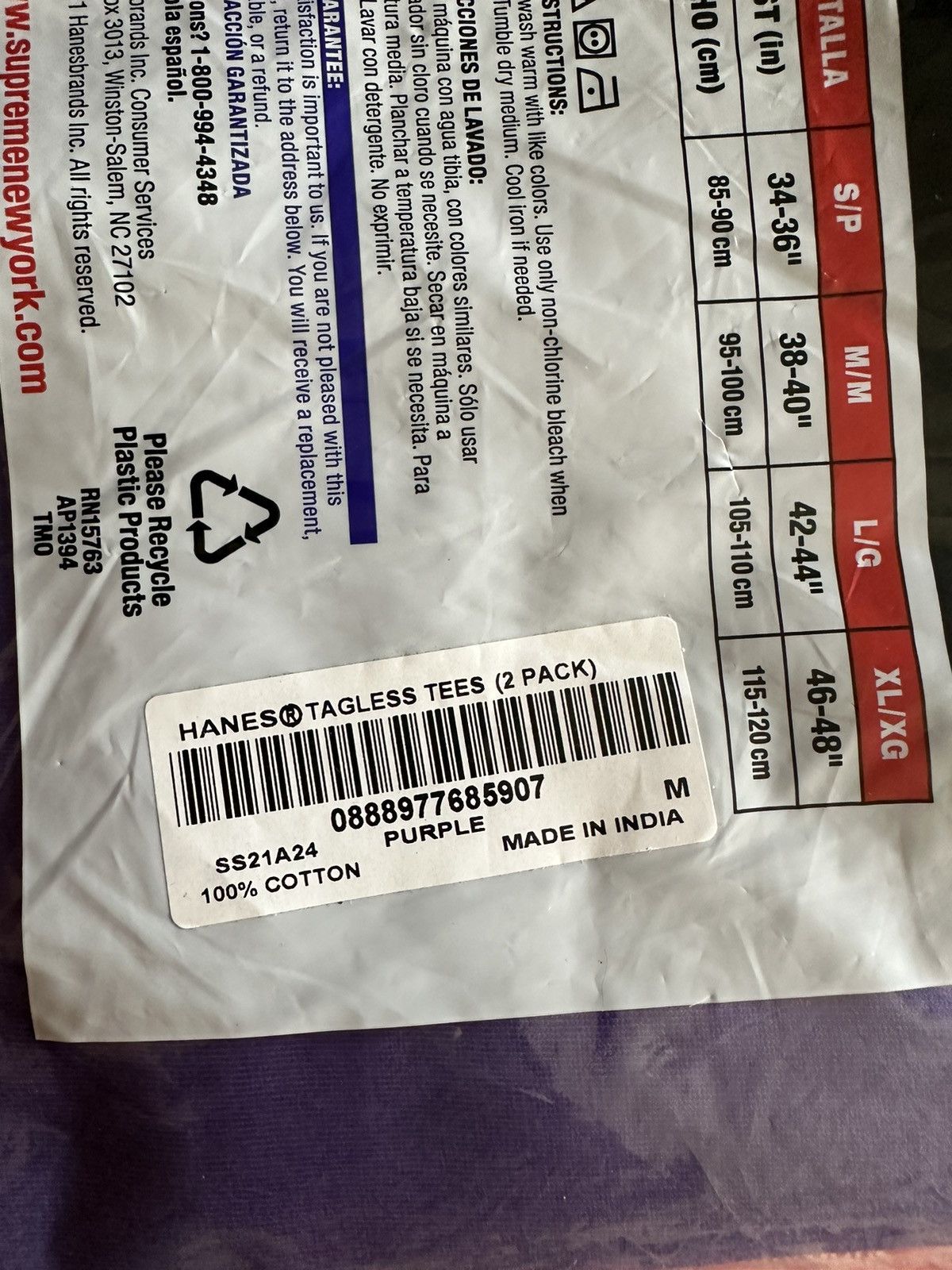 Hanes × Supreme Supreme Hanes Tagless Tees Size US M / EU 48-50 / 2 - 6 Thumbnail