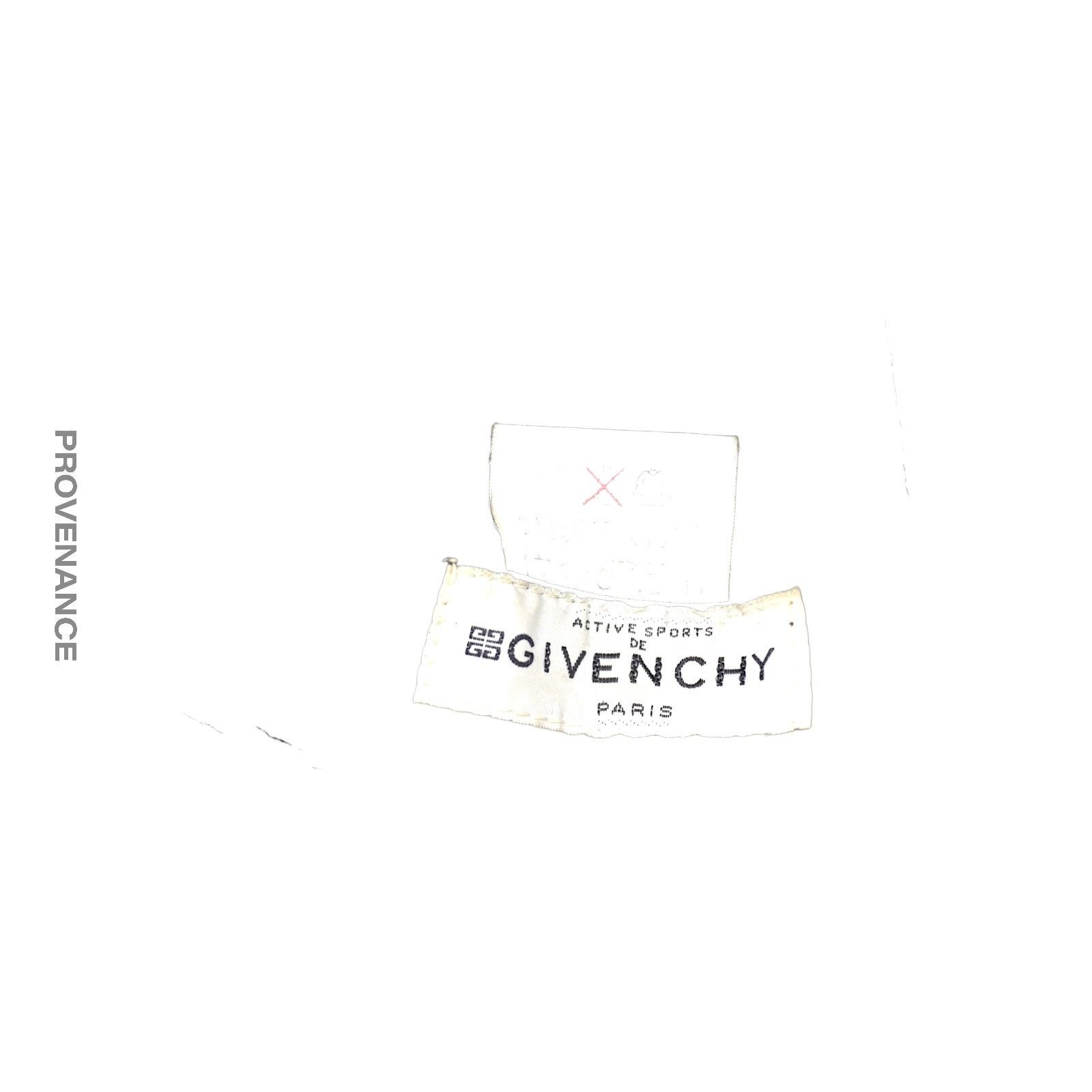 ? Givenchy 4G Asymmetric Bucket Hat - Red White Patchwork Givenchy 4G denim bucket hat Givenchy main image 3