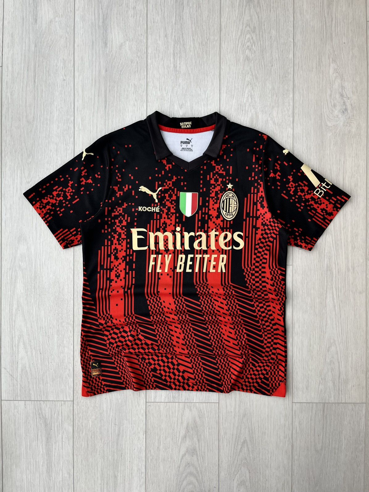 Other AC Milan Rafael Leao #17 Special Jersey Puma Koche Blokecore Size US S / EU 44-46 / 1 - 1 Thumbnail