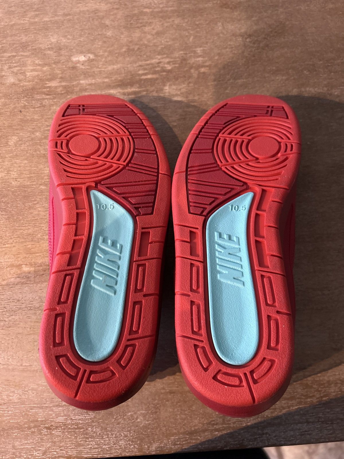 Jordan Brand Air Jordan 2 low Retro gym red Size US 10.5 / EU 43-44 - 5 Thumbnail