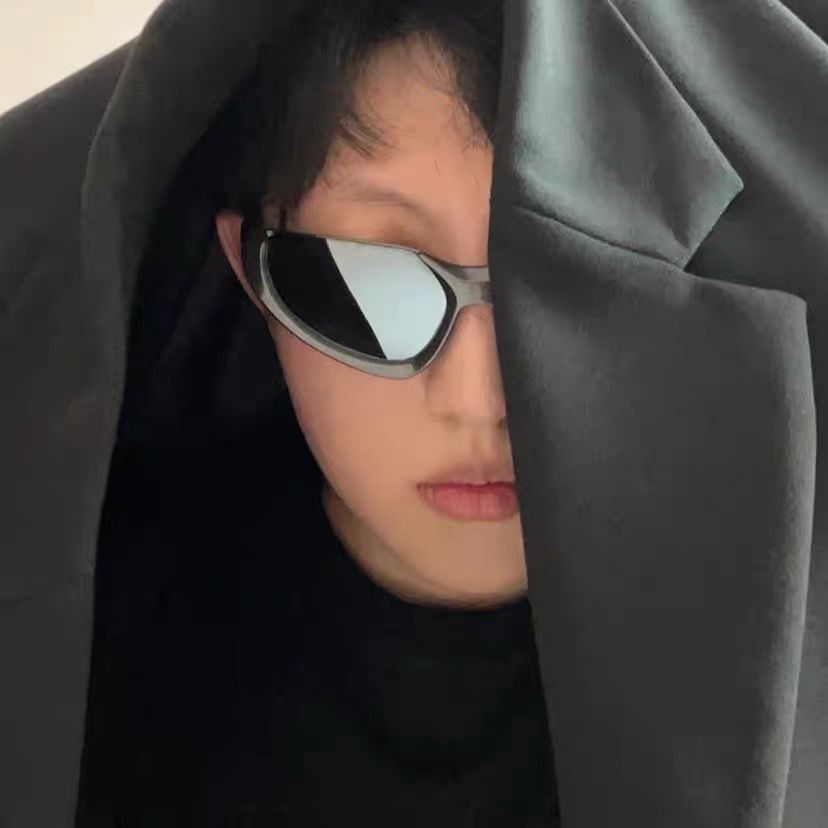 VIBE Vintage Street ins style custom avant-garde sunglasses Size ONE SIZE - 1 Thumbnail