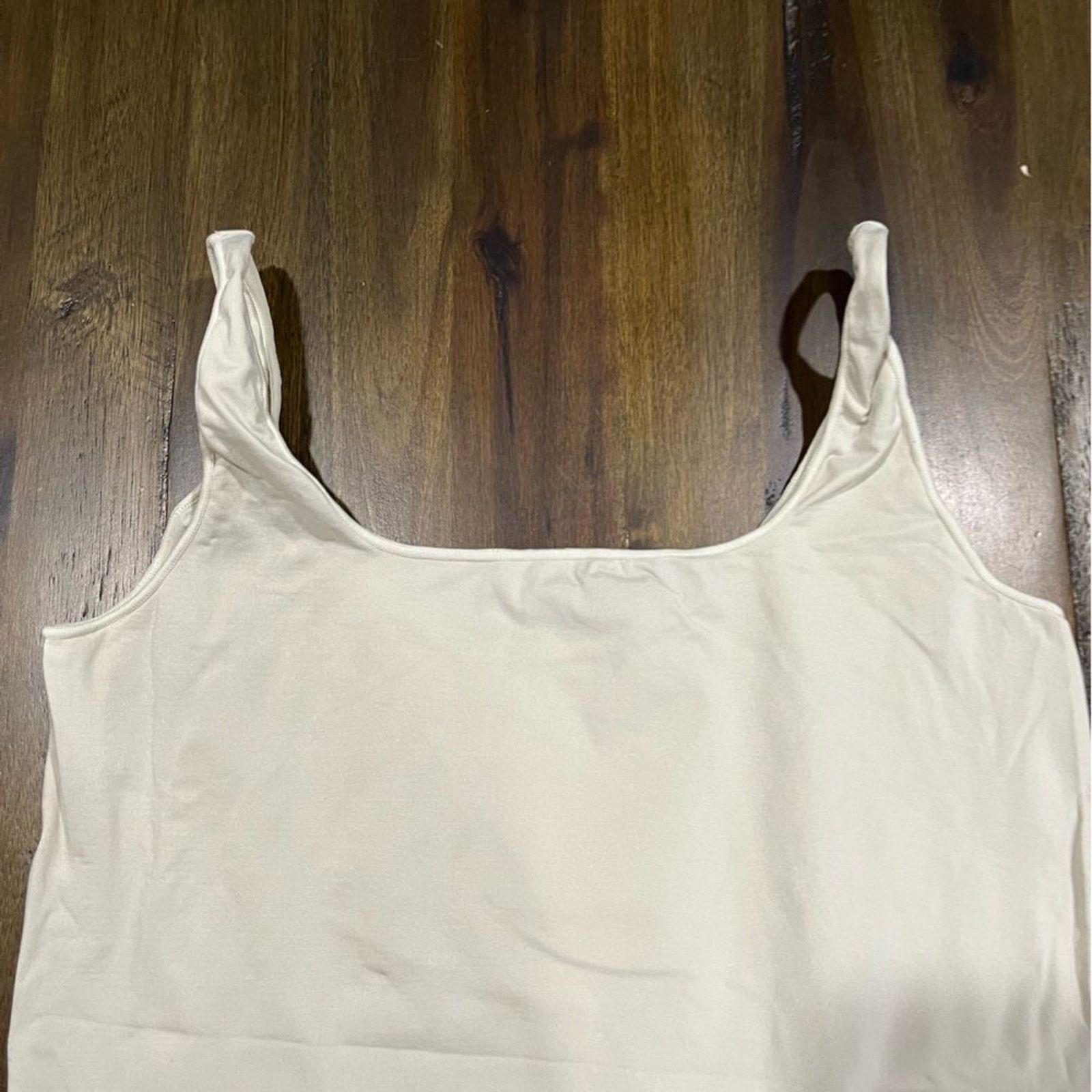 SKIMS NWOT Skims Essentials Scoop Neck Bodysuit Bone - Size 2X/3X Size XXL / US 16-18 / IT 52-54 - 6 Thumbnail