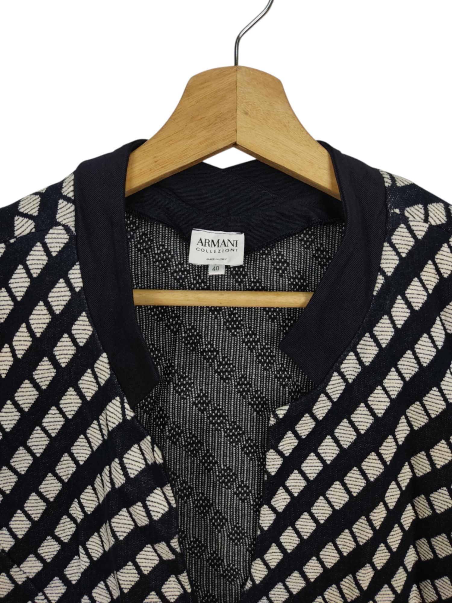 Armani VINTAGE Armani Italy Collezioni Cardigan Size S / US 4 / IT 40 - 4 Thumbnail