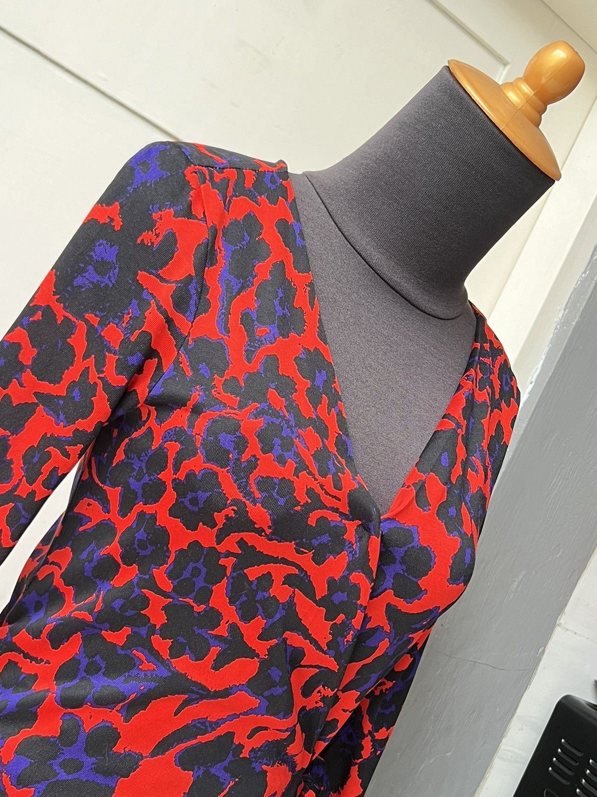 Diane von Furstenberg Diane Von Furstenberg Flower Motive Dress/Cardigan Size XS / US 0-2 / IT 36-38 - 19 Thumbnail