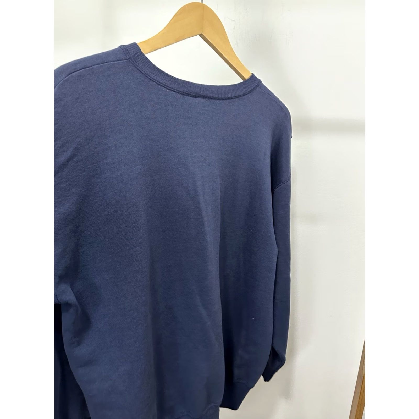 Hanes VTG Hanes Gradient Sun Faded Worn Cotton Boxy Sweatshirt Navy L Men Shirt Pullover 90s Decade Womens Mens Girls Boys Size US L / EU 52-54 / 3 - 5 Thumbnail