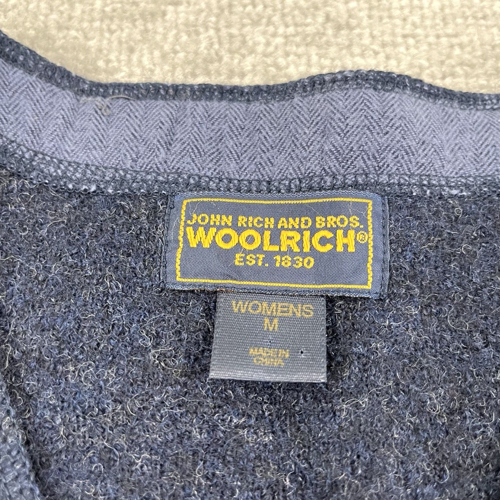 Vintage VINTAGE Woolrich Sweater Vest Women M Navy Blue Wool Polar Bear Christmas Ski Party Vest Women M Navy Blue Woolrich Polar Bear Christmas Ski Party Size M / US 6-8 / IT 42-44 - 2 Thumbnail