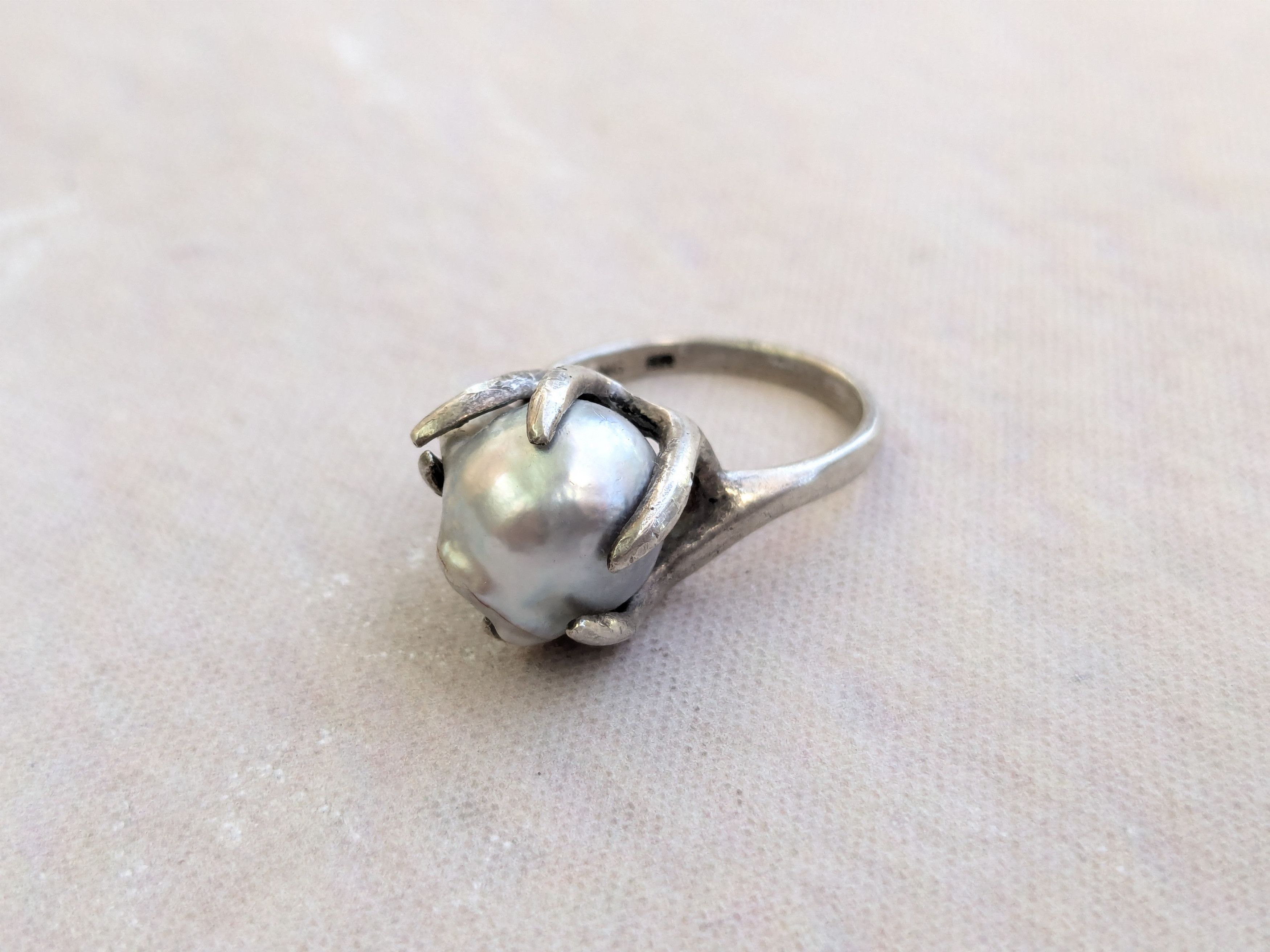 Jewelry Vintage Sterling Silver Ring Baroque Pearl 6 Brutalist Size ONE SIZE - 4 Thumbnail