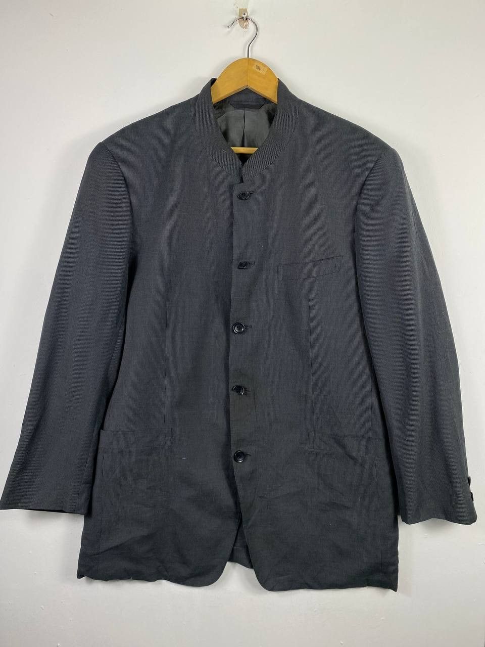 Balmain balmain paris light jacket few button damage Size US L / EU 52-54 / 3 - 1 Thumbnail