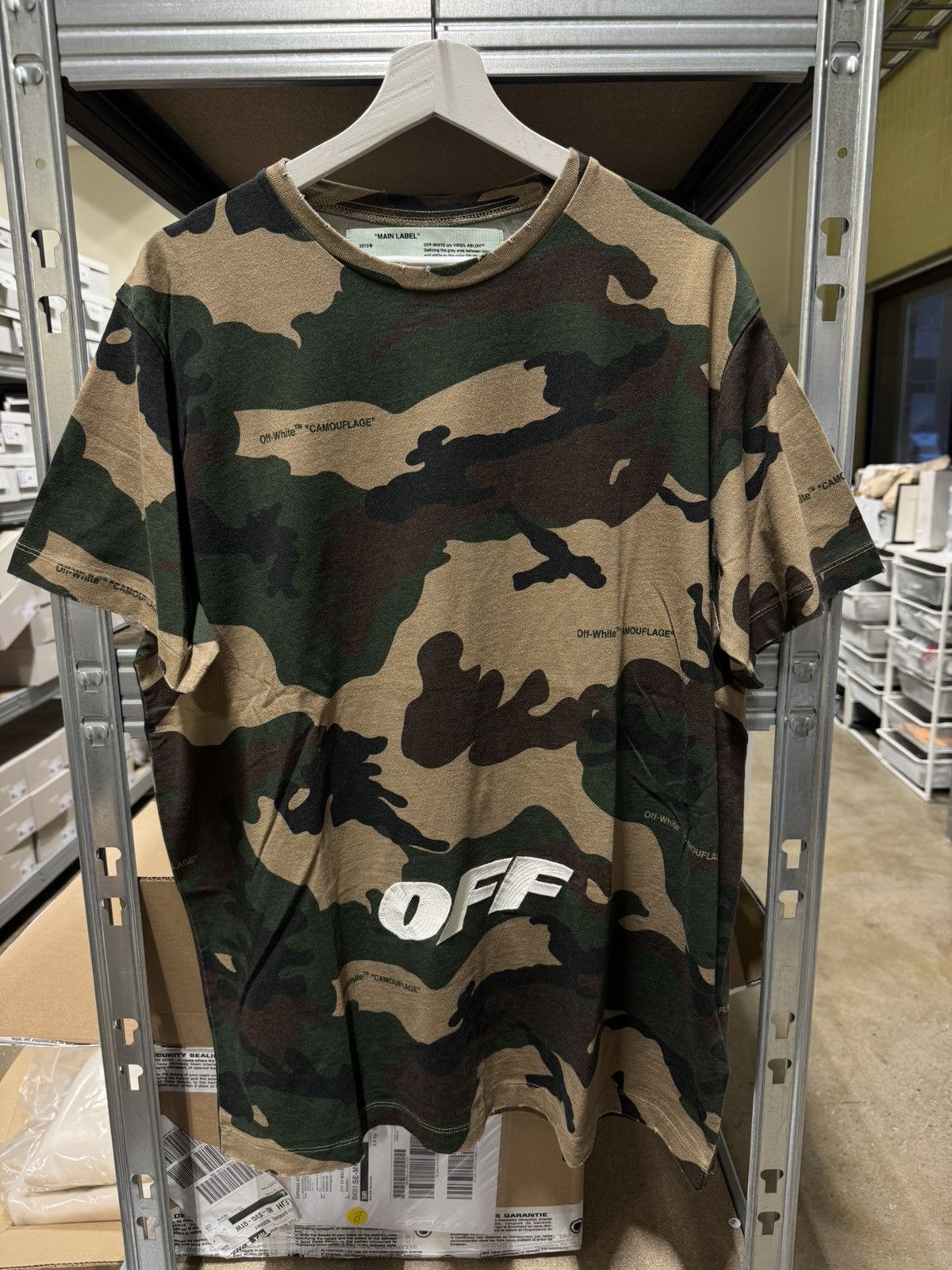 Off-White Off-White Camouflage Arrow T-Shirt NEW 500$ Size US L / EU 52-54 / 3 - 1 Thumbnail
