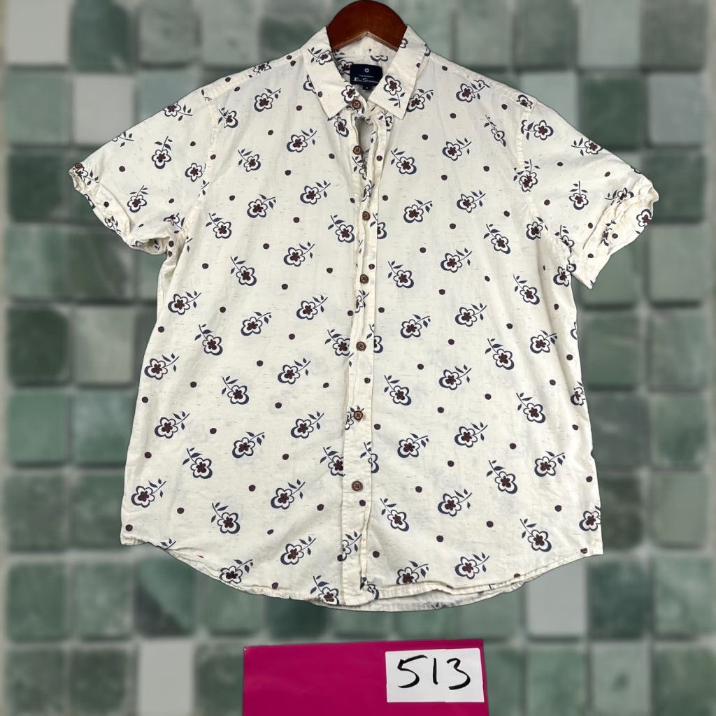 Ben Sherman Ben Sherman Shirt Mens Medium Ivory navy Flower Print Button Up Short Sleeve Size US M / EU 48-50 / 2 - 1 Thumbnail