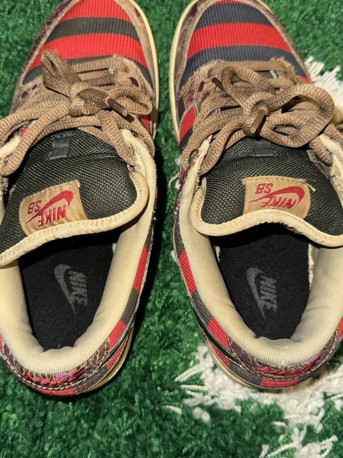 Size Nike SB Dunk Low “Freddy Kruger” Used (Read Desc)