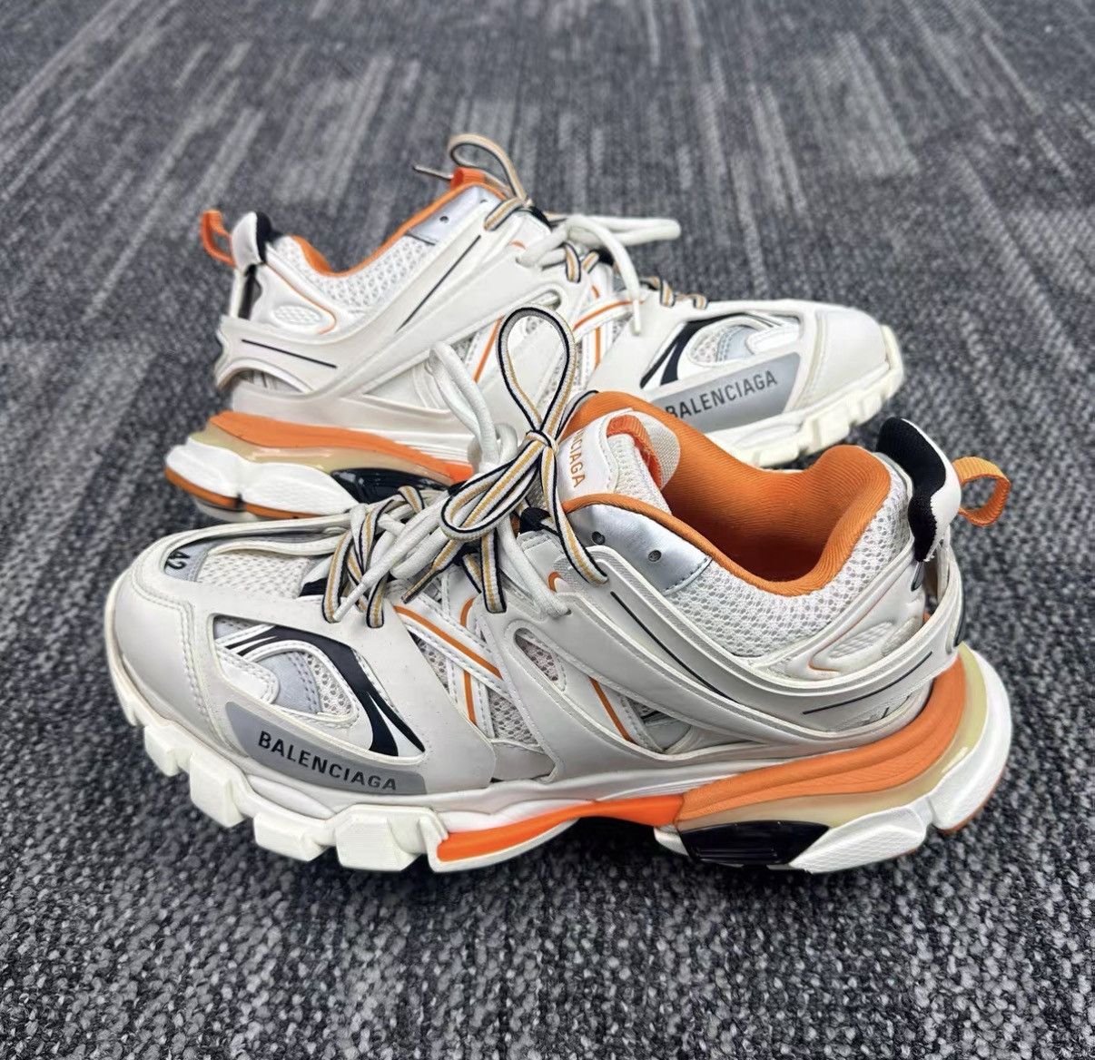 Balenciaga Balenciaga Track White & Orange Sneakers J42 Size US 8.5 / EU 41-42 - 4 Thumbnail