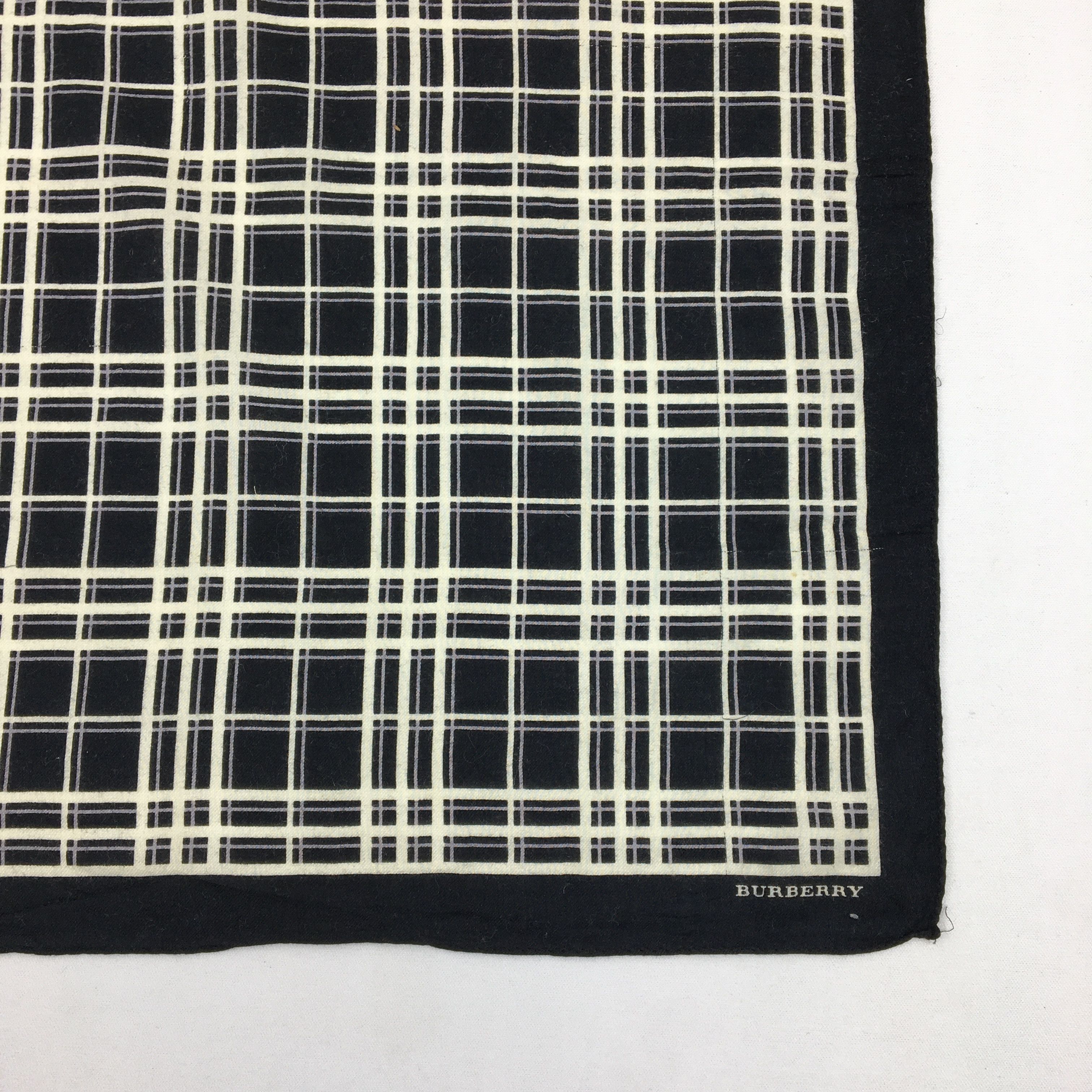 Burberry Burberry Handkerchief Neckerchief Bandana - AC73016 Size ONE SIZE - 3 Thumbnail
