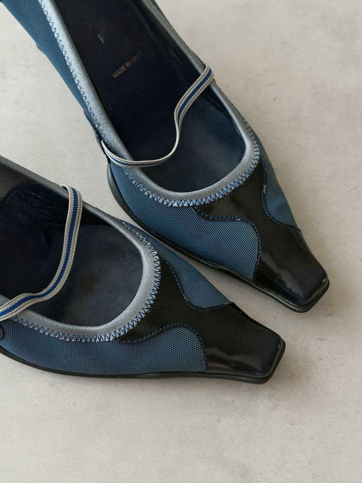 Prada Prada s/s 2000 Sporty Pointed Toe Heels with Striped Strap Size US 7.5 / IT 37.5 - 5 Thumbnail