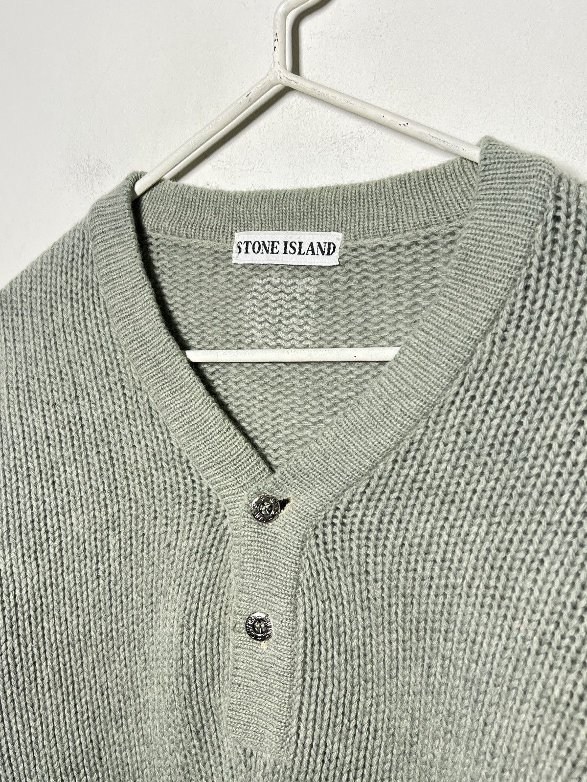 Stone Island stone island 80s knit v-neck vintage archive sweater Size US M / EU 48-50 / 2 - 5 Thumbnail