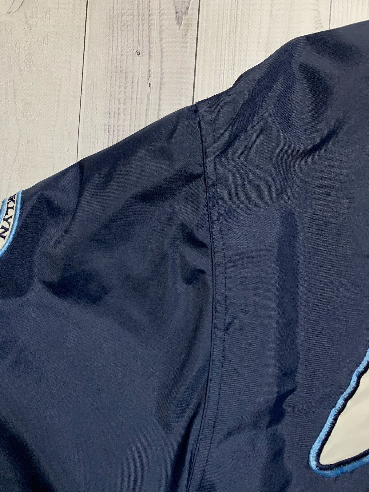 Karl Kani × Vintage Vintage Karl Kani bomber jacket rap Y2K size M big logo Size US M / EU 48-50 / 2 - 10 Thumbnail