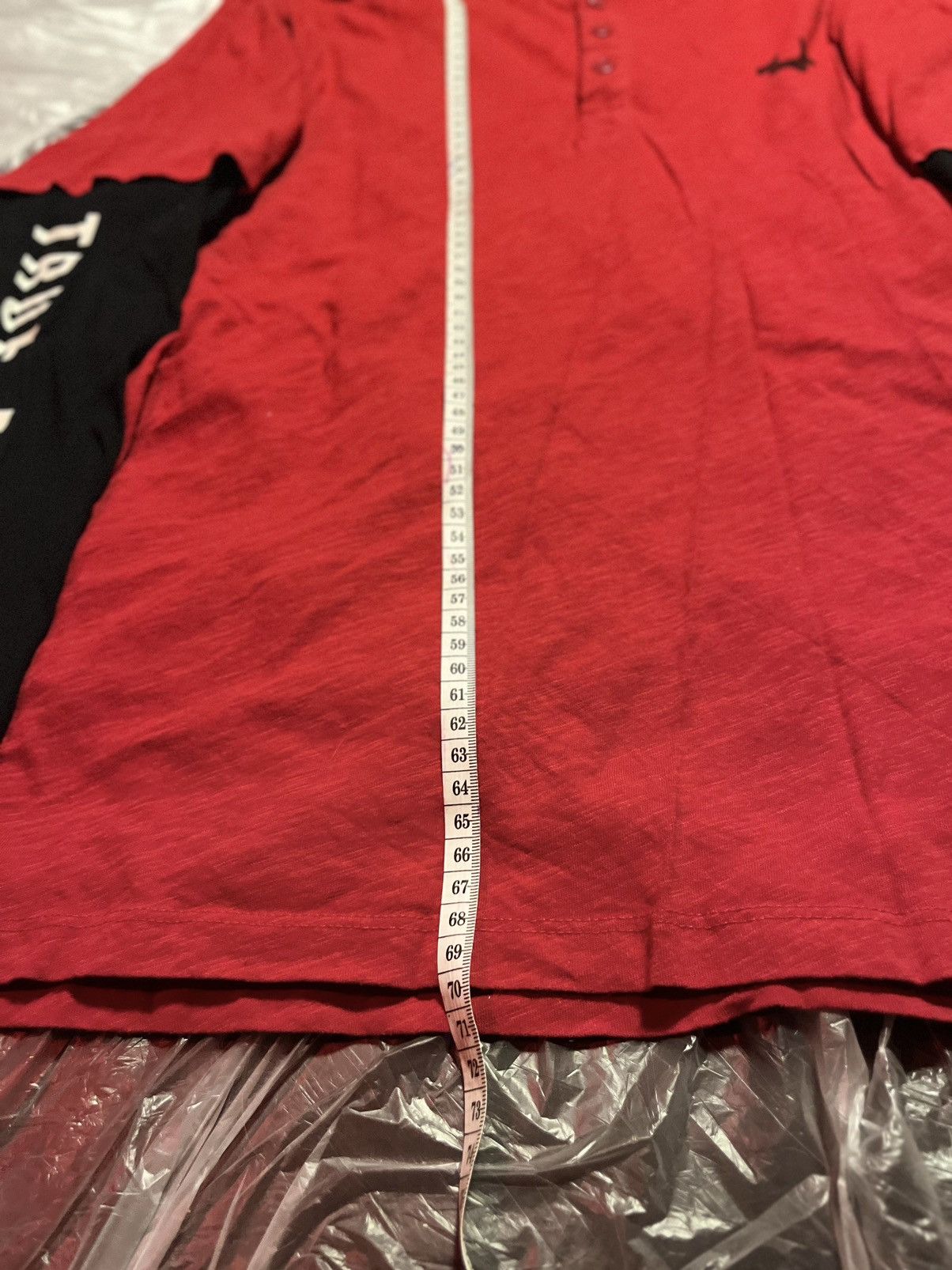 True Religion True Religion Red Layered Long-Sleeve Henley (2000s Revival) Size US L / EU 52-54 / 3 - 5 Thumbnail